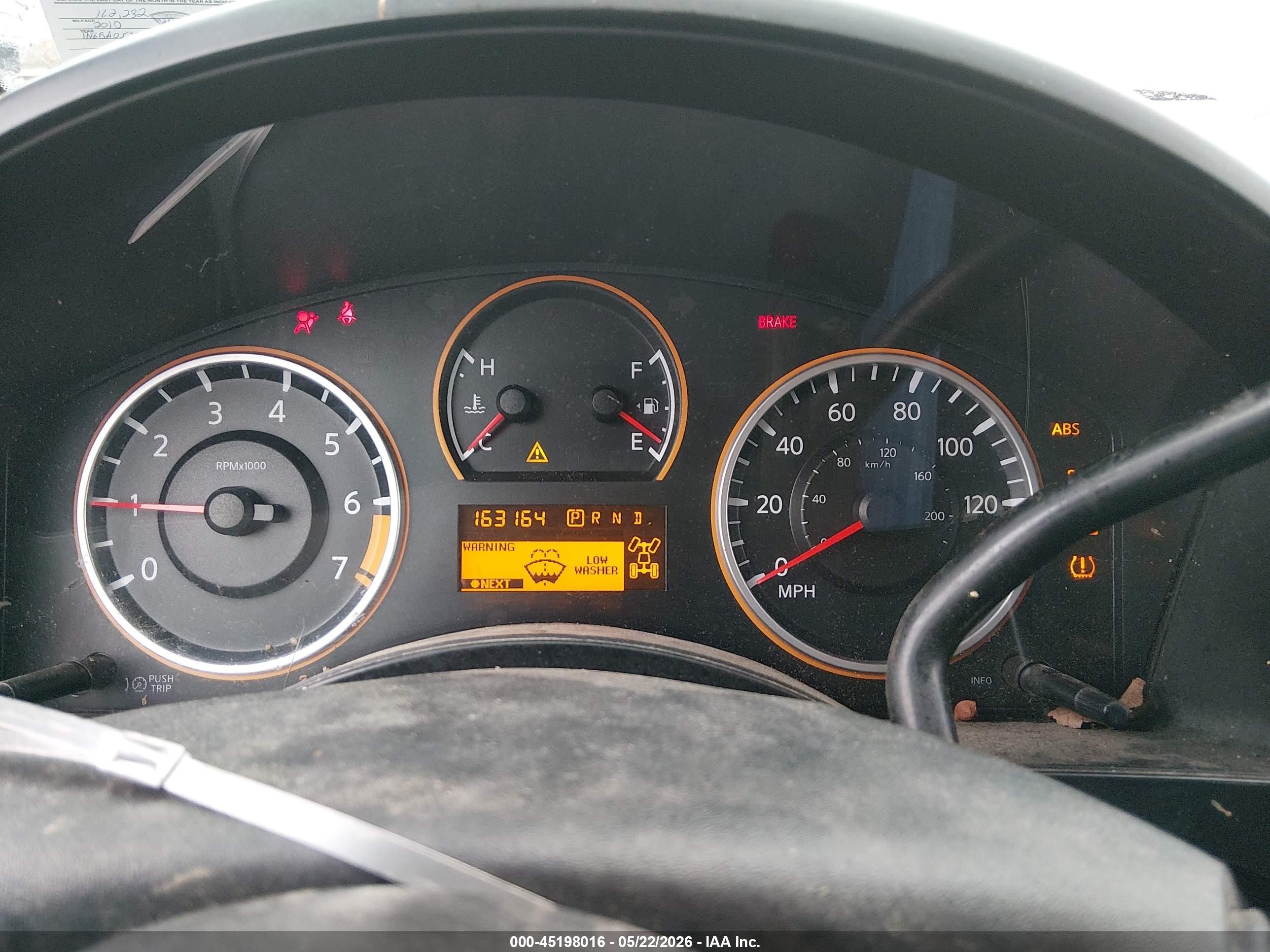 2010 Nissan Titan Xe Red vin: 1N6BA0EJ0AN317737