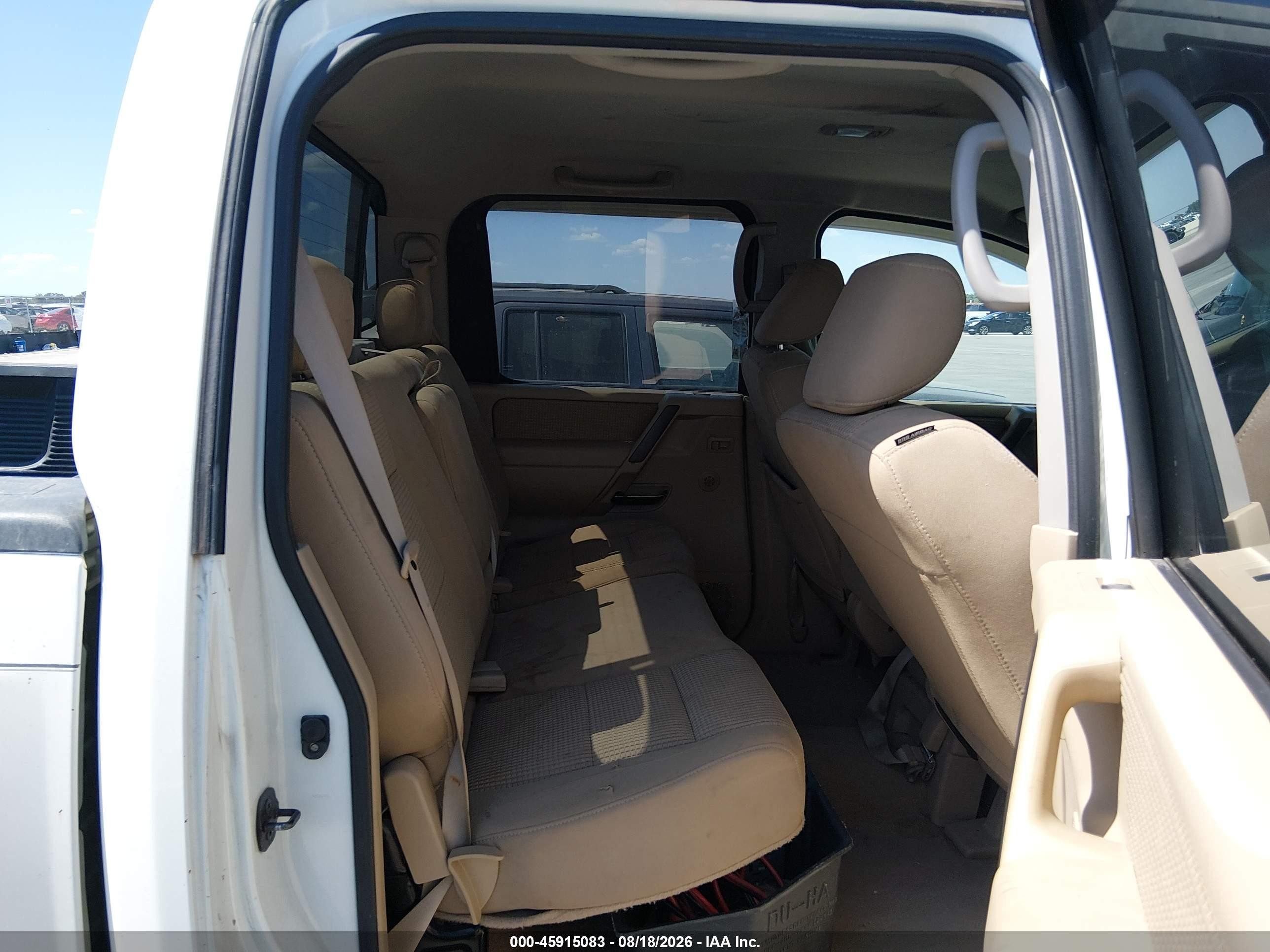 2010 Nissan Titan Se White vin: 1N6BA0EJ2AN325421