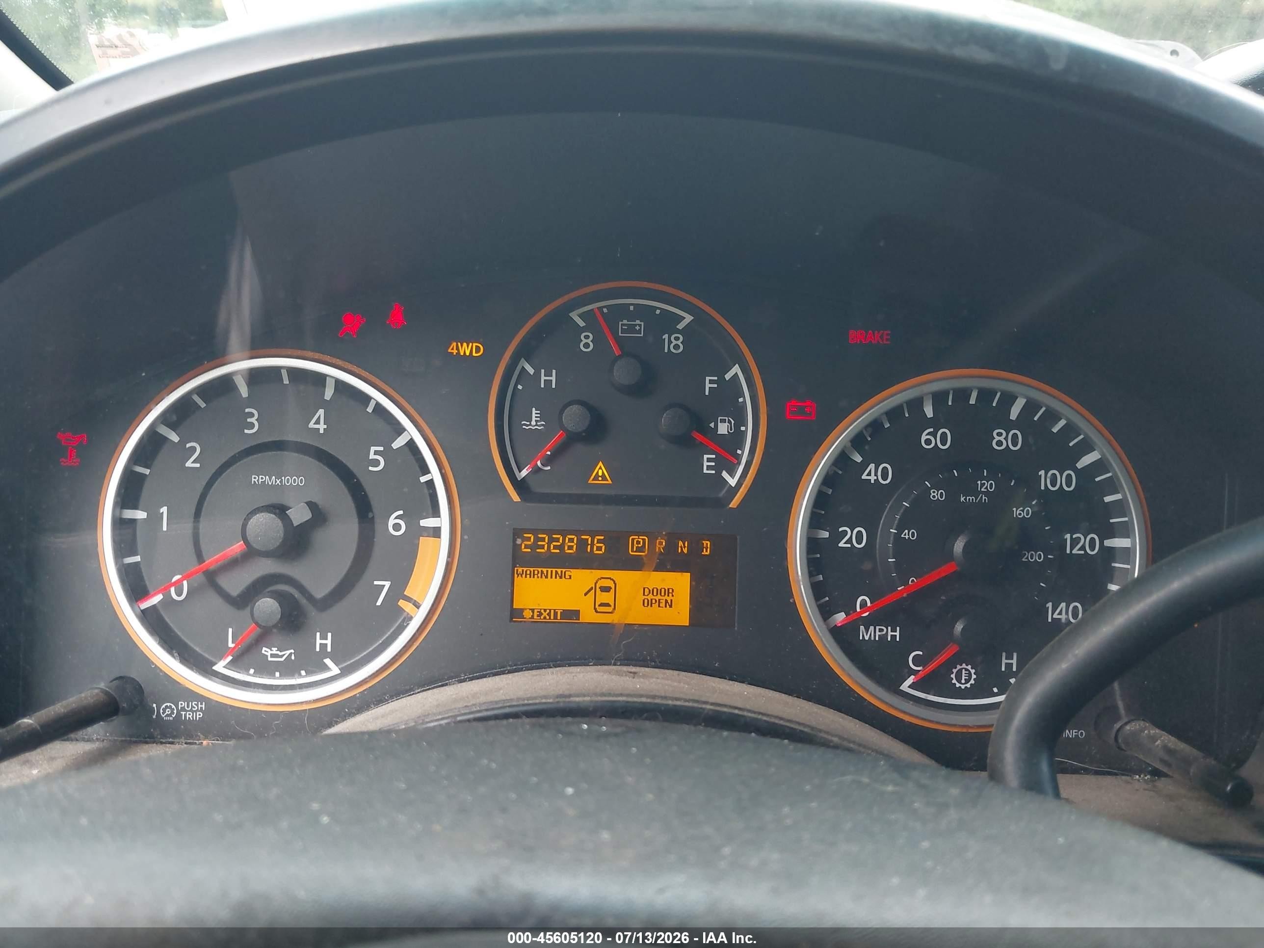2011 Nissan Titan Sv Серебряный vin: 1N6BA0EJ4BN306998