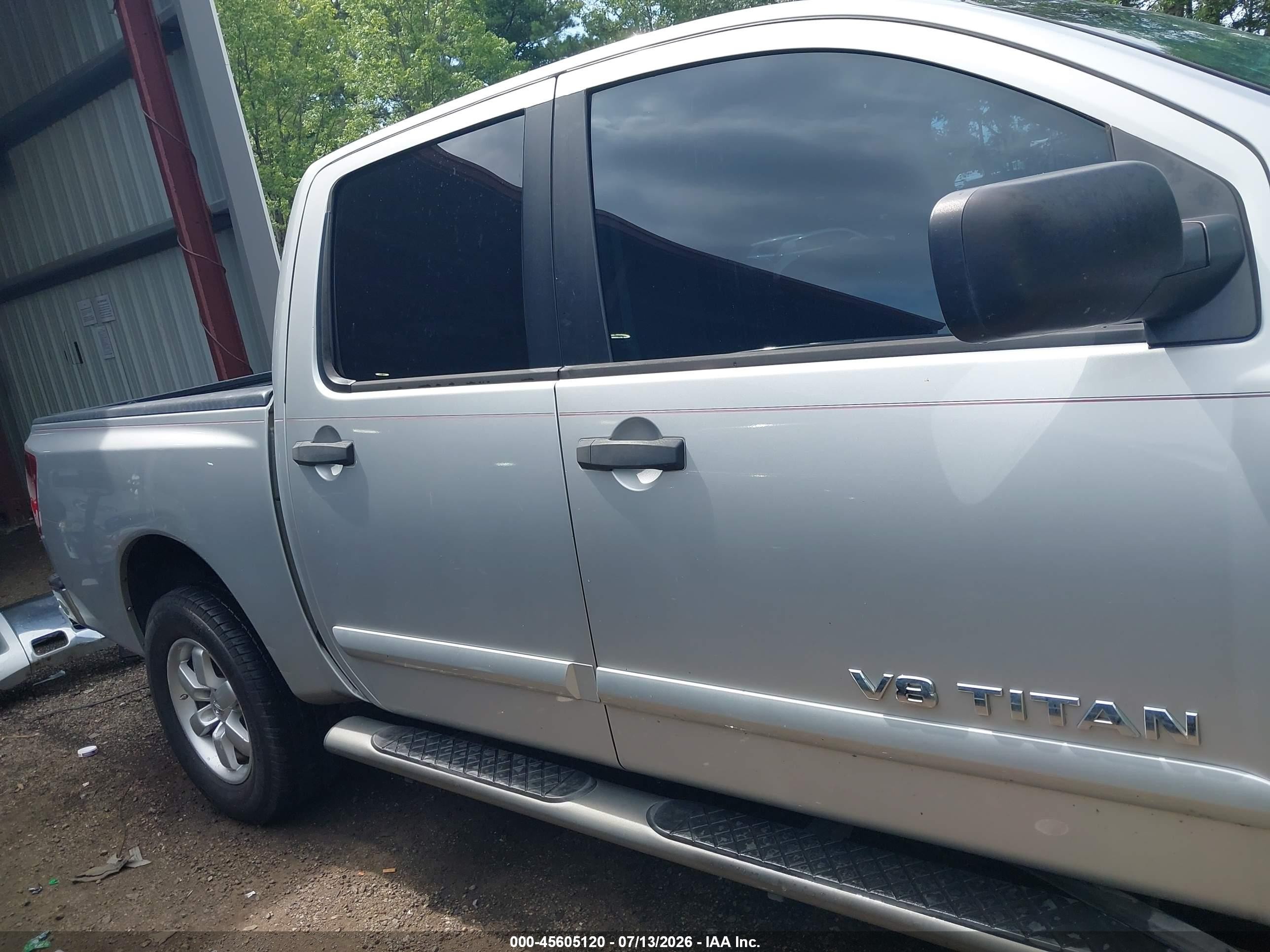 2011 Nissan Titan Sv Серебряный vin: 1N6BA0EJ4BN306998