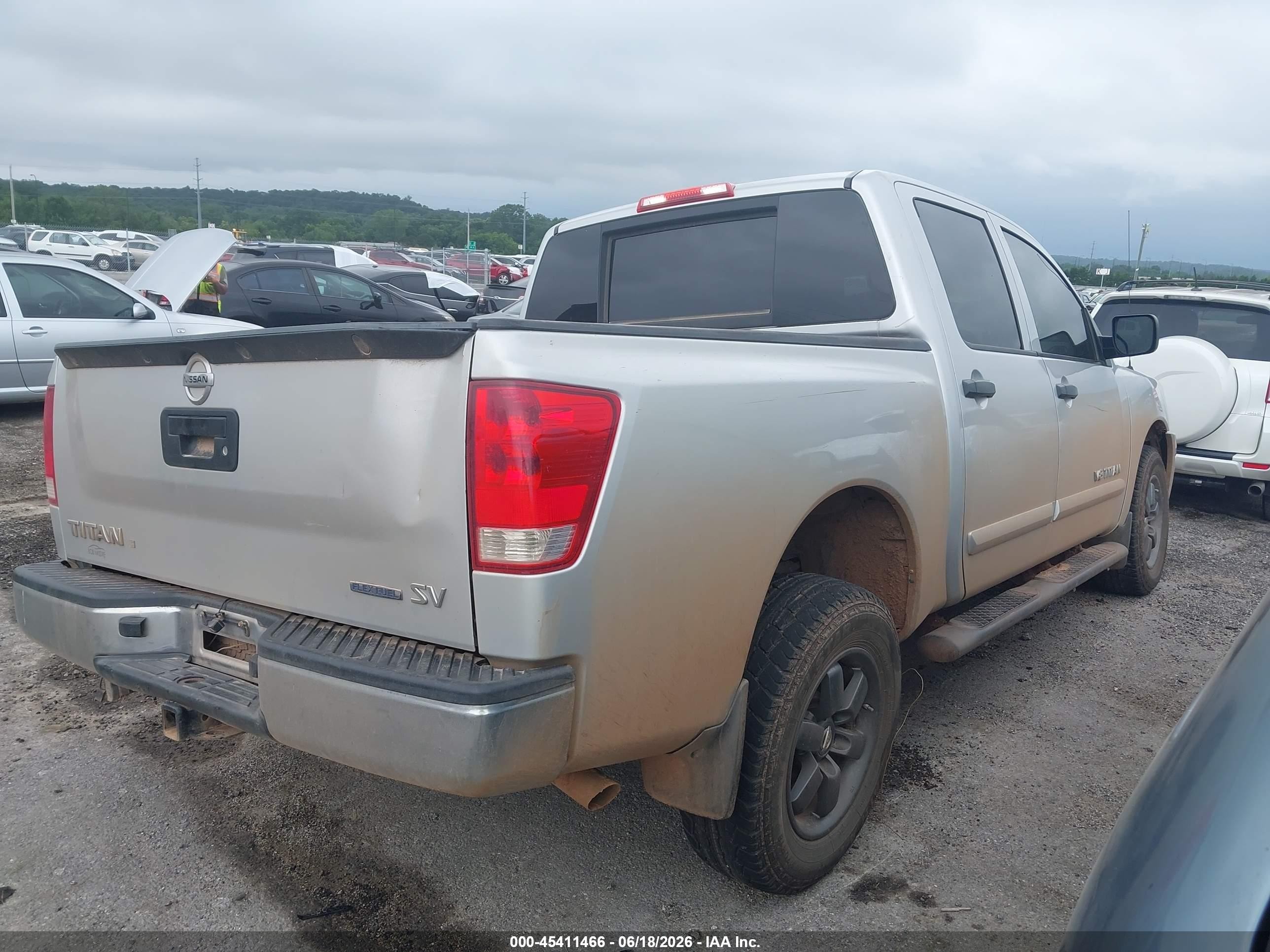 2013 Nissan Titan Sv Серебряный vin: 1N6BA0EK1DN304282