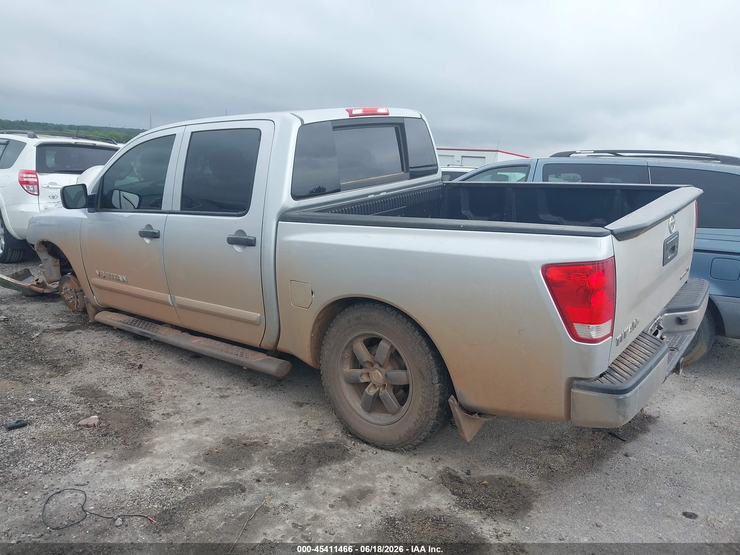2013 Nissan Titan Sv Серебряный vin: 1N6BA0EK1DN304282