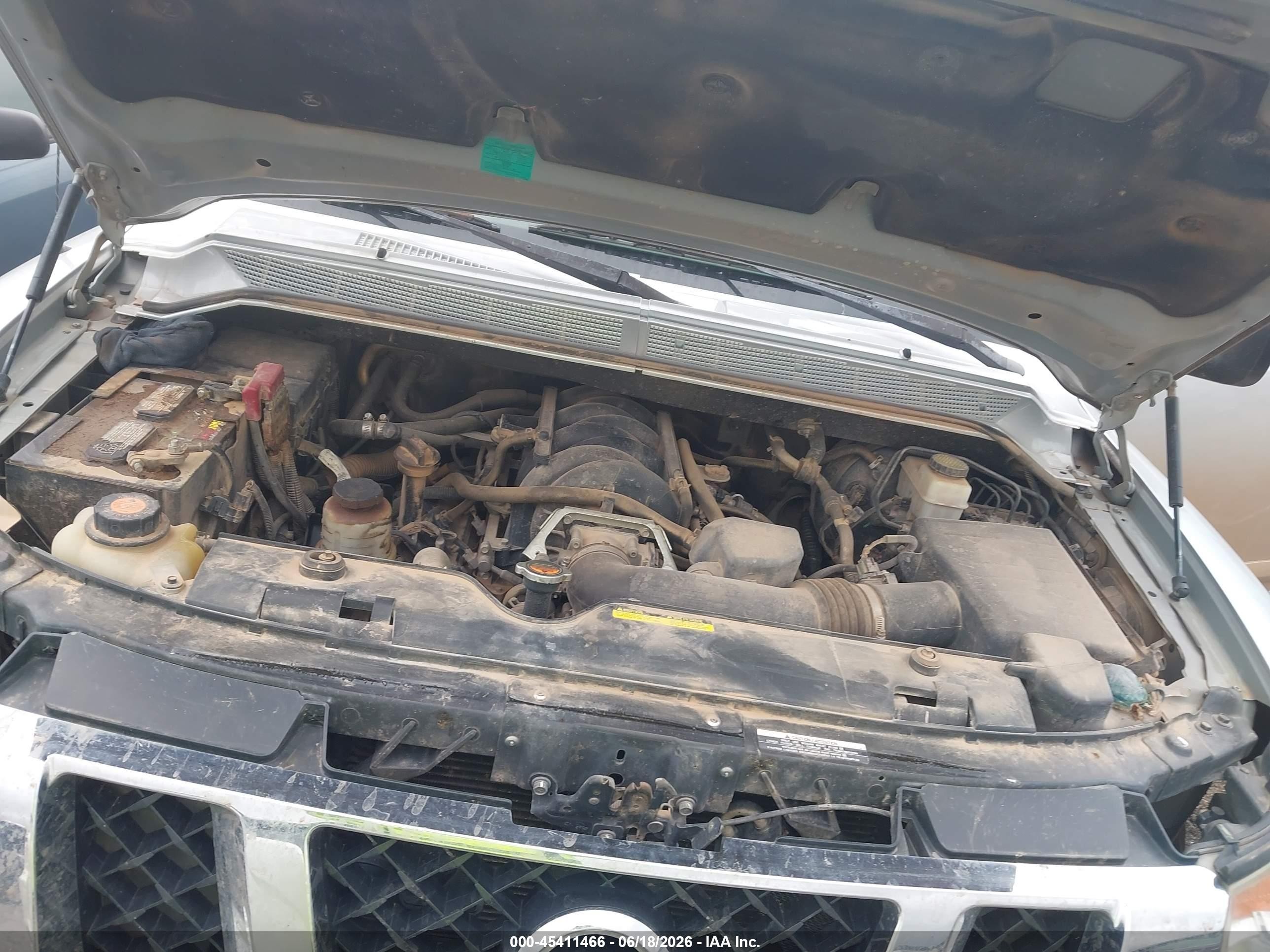 2013 Nissan Titan Sv Серебряный vin: 1N6BA0EK1DN304282