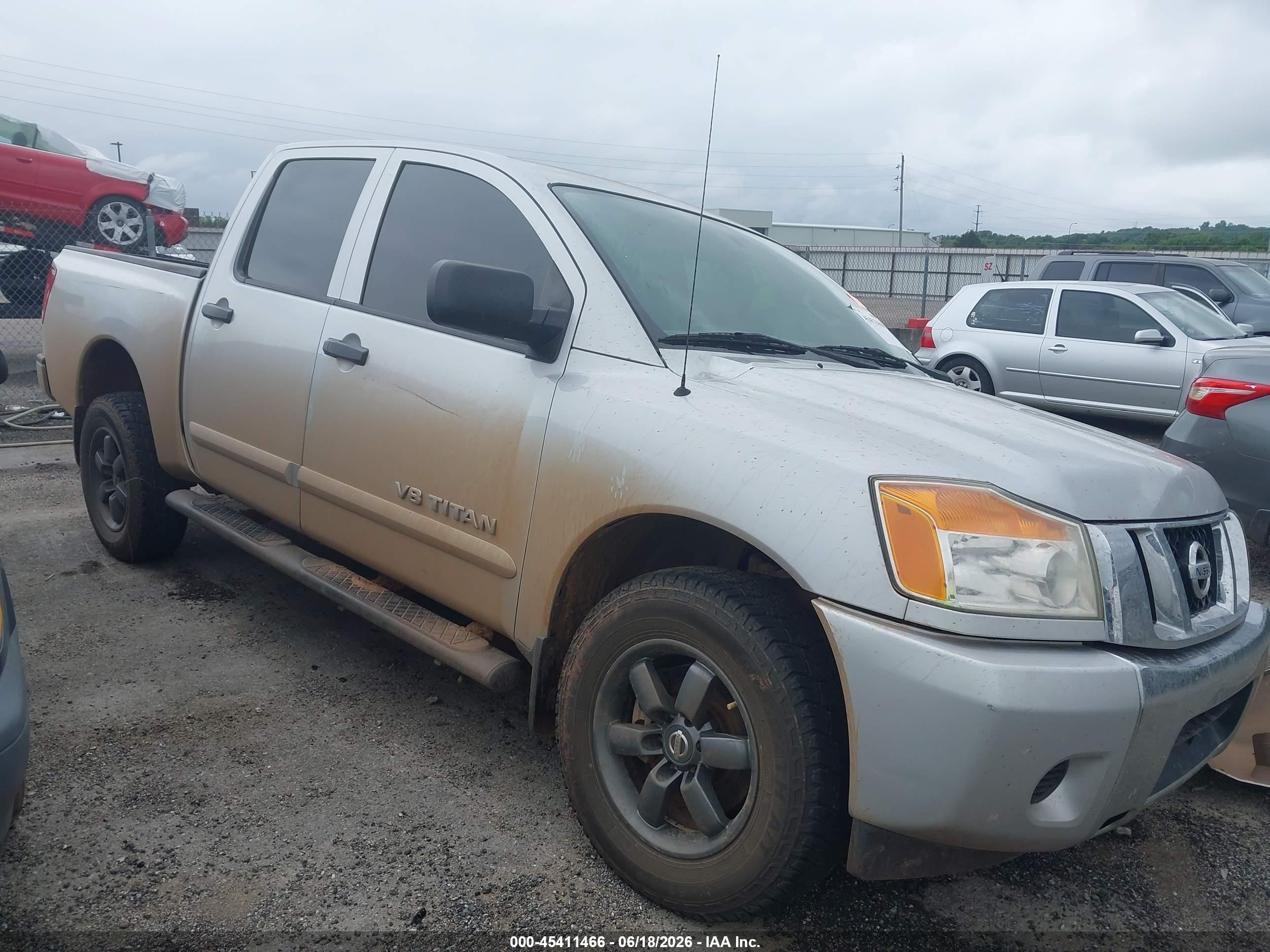 2013 Nissan Titan Sv Серебряный vin: 1N6BA0EK1DN304282