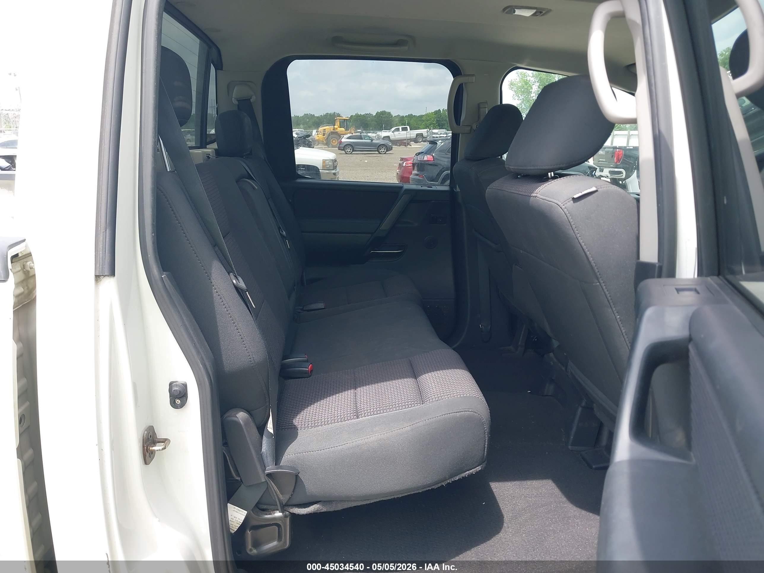 2010 Nissan Titan Se Белый vin: 1N6BA0EK6AN305472