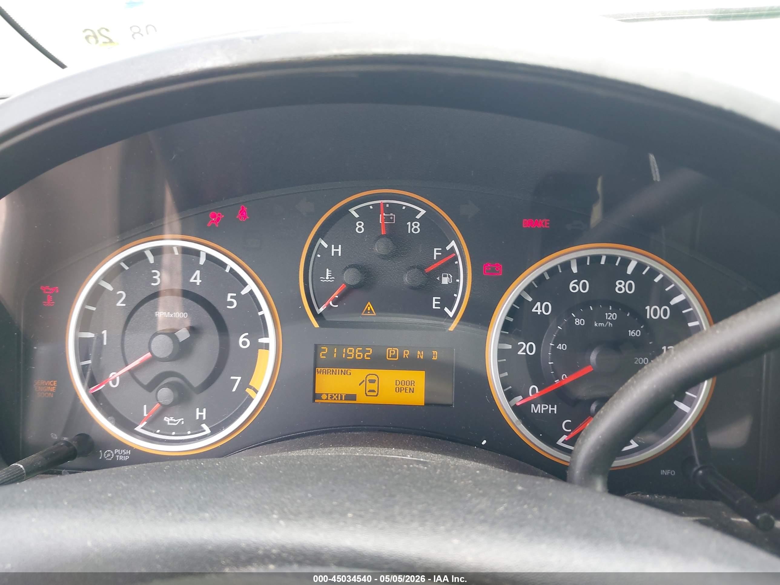 2010 Nissan Titan Se Белый vin: 1N6BA0EK6AN305472