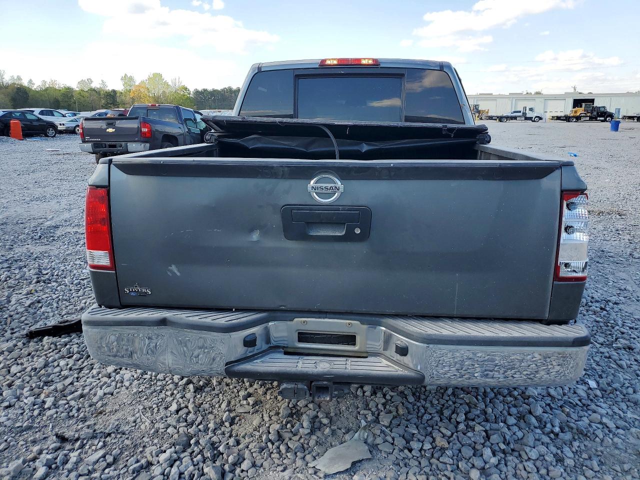 2015 Nissan Titan Sv Silver vin: 1N6BA0EK6FN504383