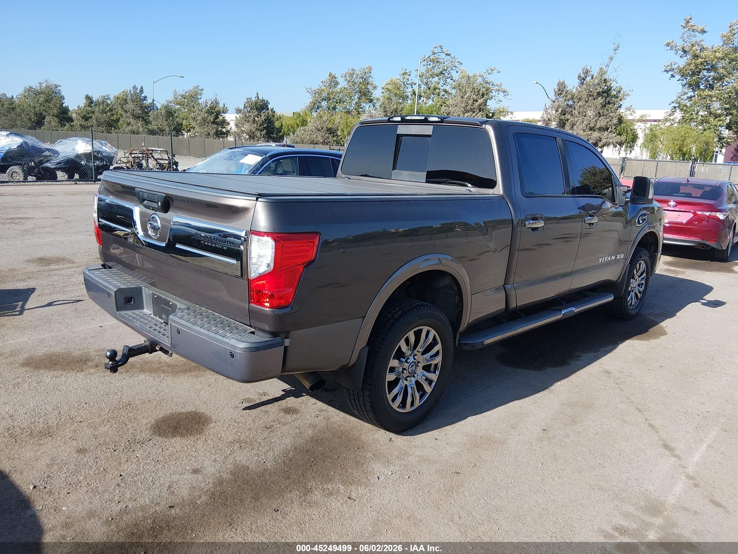 2016 Nissan Titan Xd Platinum Reserve Diesel Коричневый vin: 1N6BA1F29GN508076