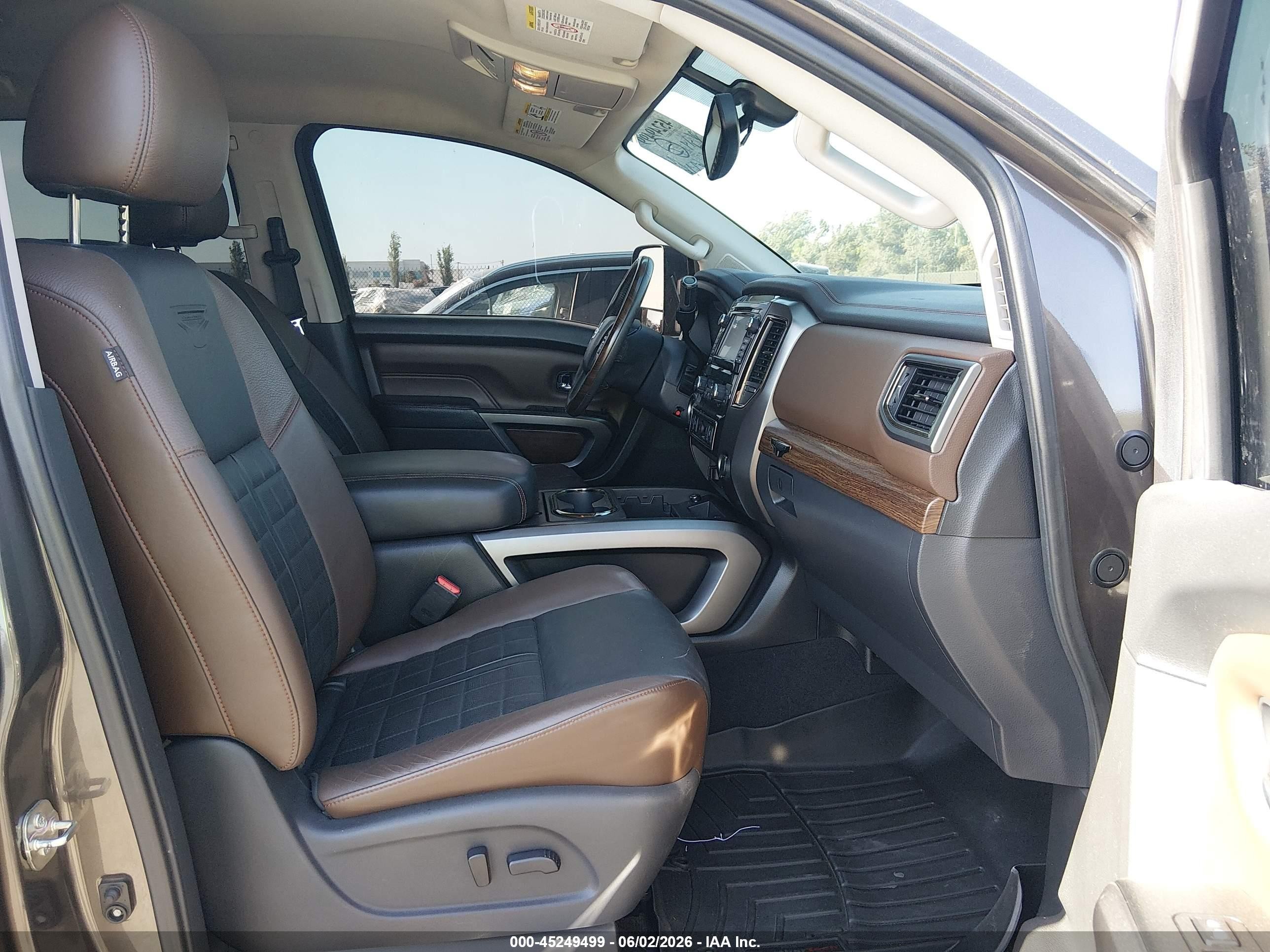 2016 Nissan Titan Xd Platinum Reserve Diesel Коричневый vin: 1N6BA1F29GN508076