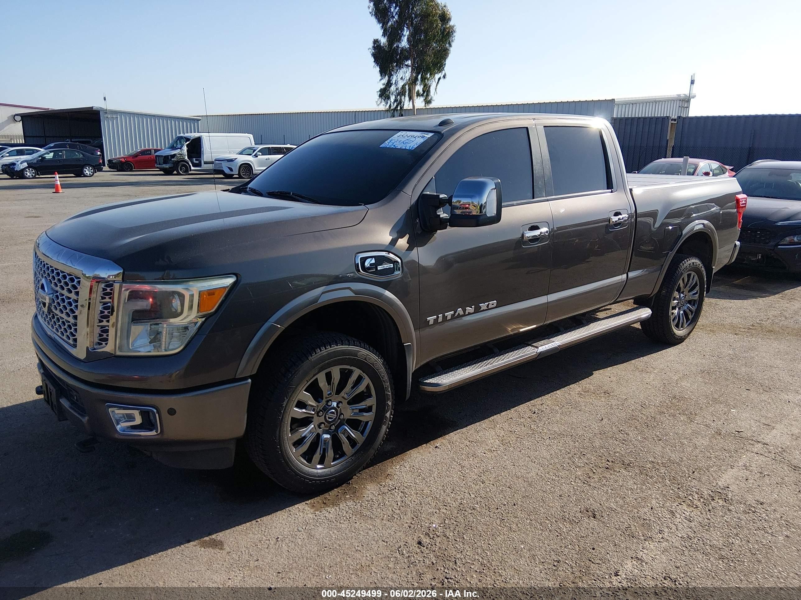2016 Nissan Titan Xd Platinum Reserve Diesel Коричневый vin: 1N6BA1F29GN508076