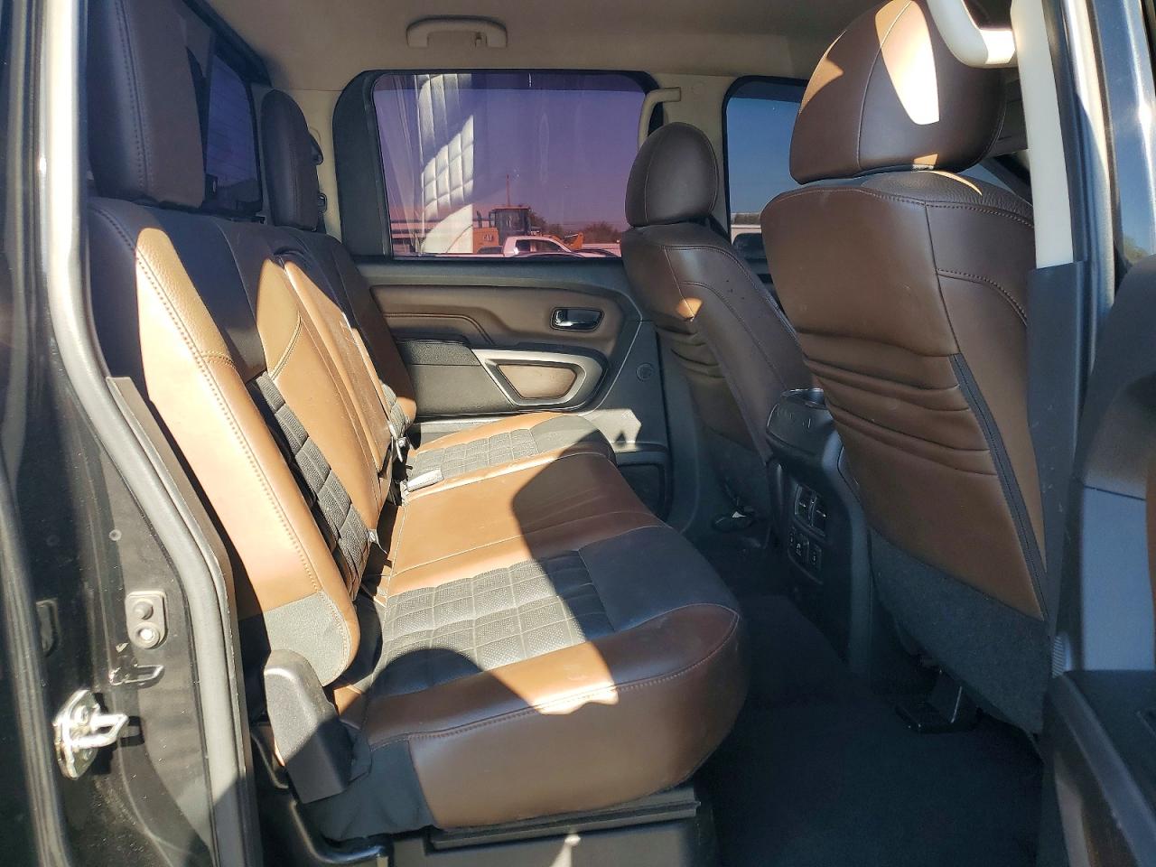 2016 Nissan Titan Xd Platinum Reserve Black vin: 1N6BA1F40GN508890