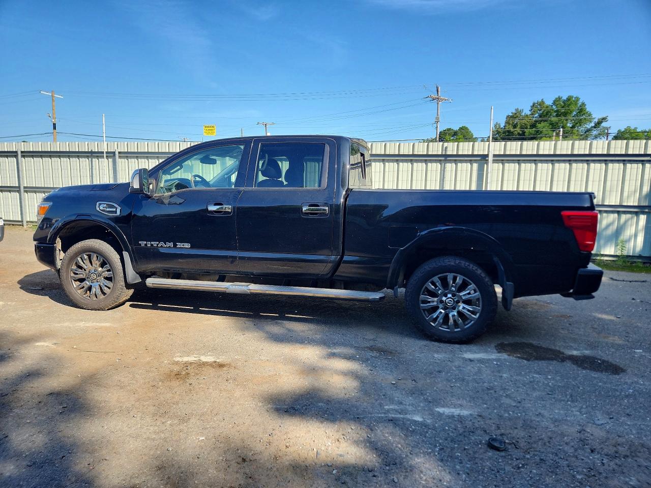 2017 Nissan Titan Xd Platinum Reserve Black vin: 1N6BA1F45HN560615