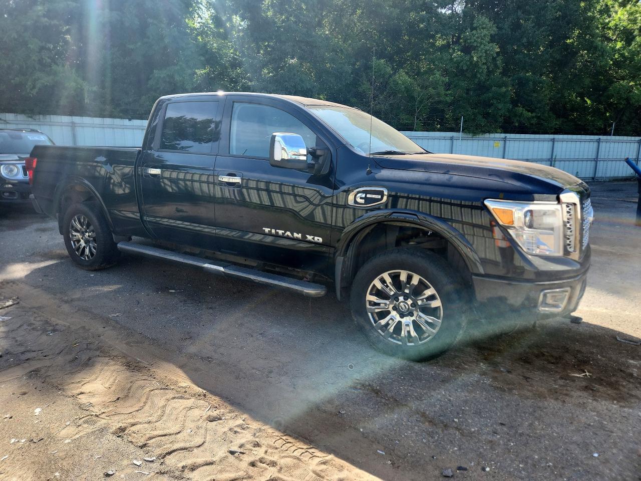 2017 Nissan Titan Xd Platinum Reserve Black vin: 1N6BA1F45HN560615
