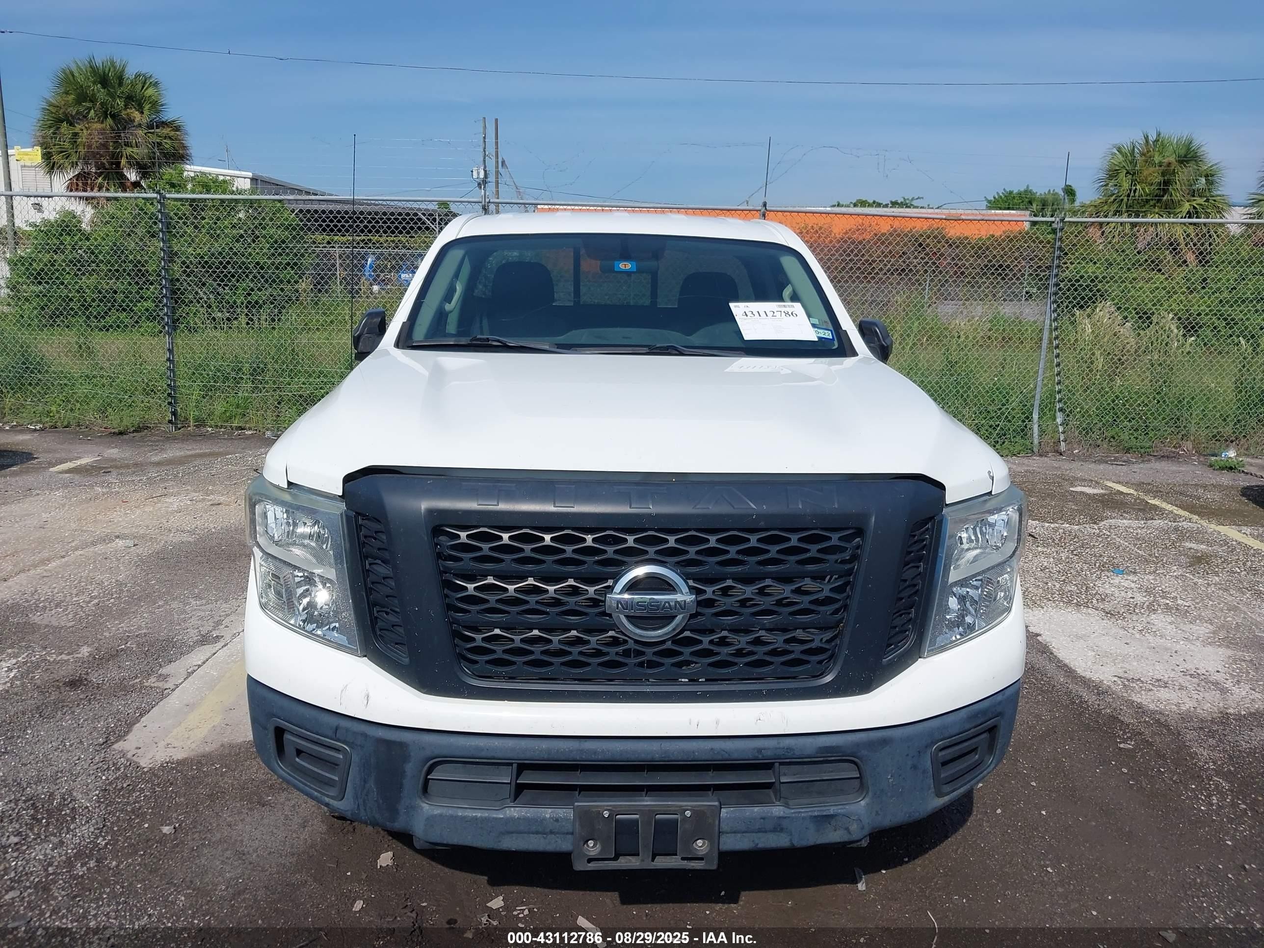 2017 Nissan Titan Xd S Белый vin: 1N6BA1R92HN518569