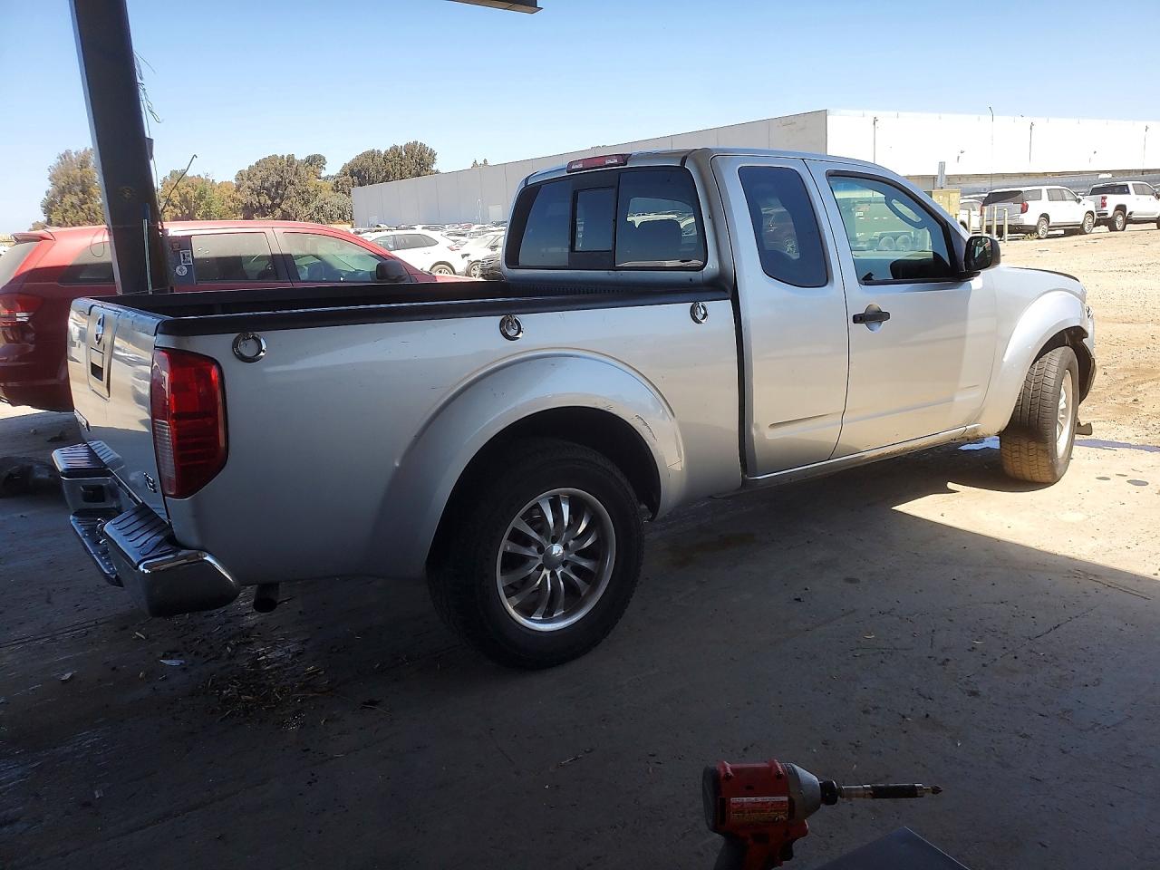 2005 Nissan Frontier Xe Silver vin: 1N6BD06T05C434128