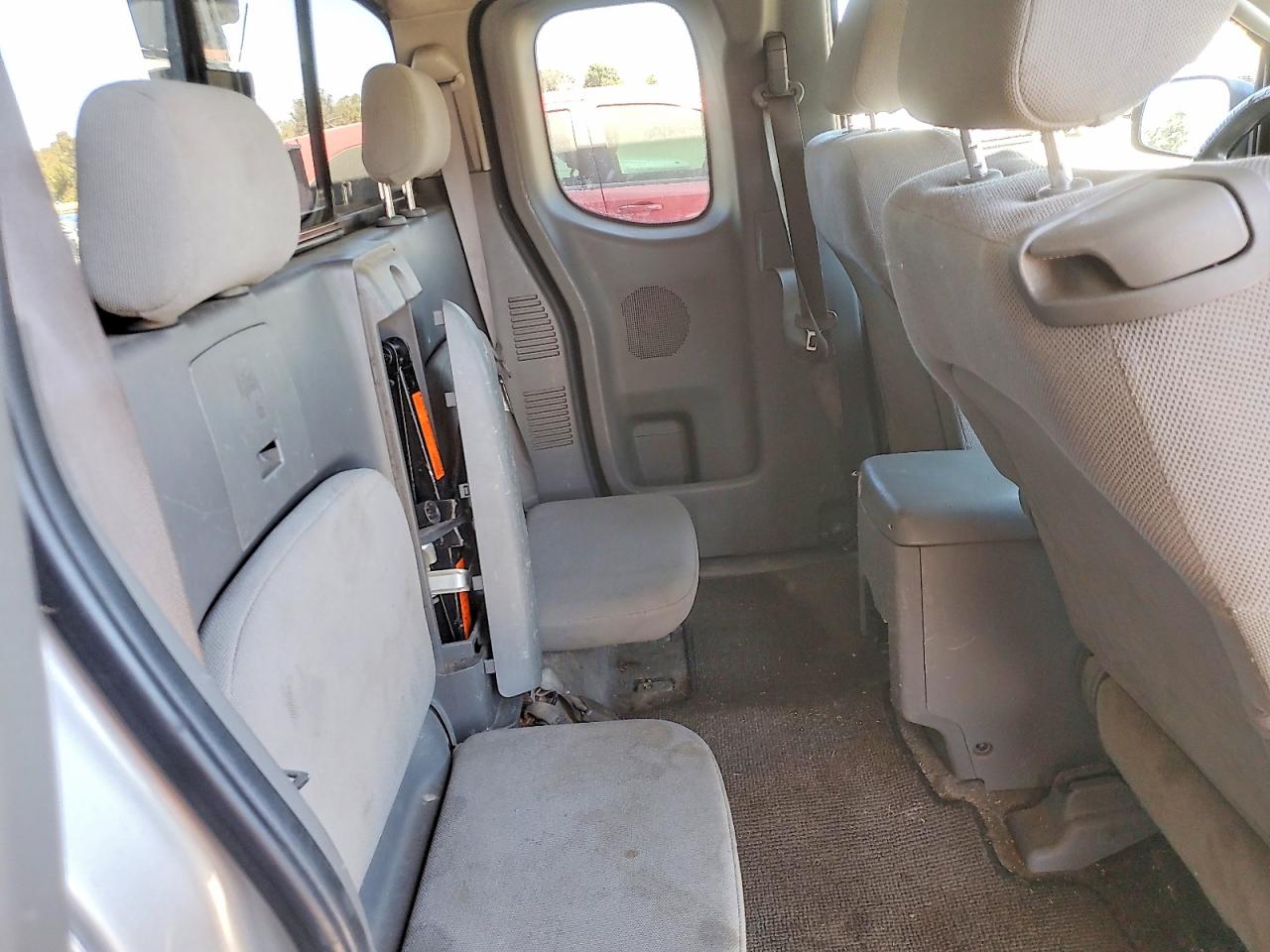 2005 Nissan Frontier Xe Silver vin: 1N6BD06T05C434128