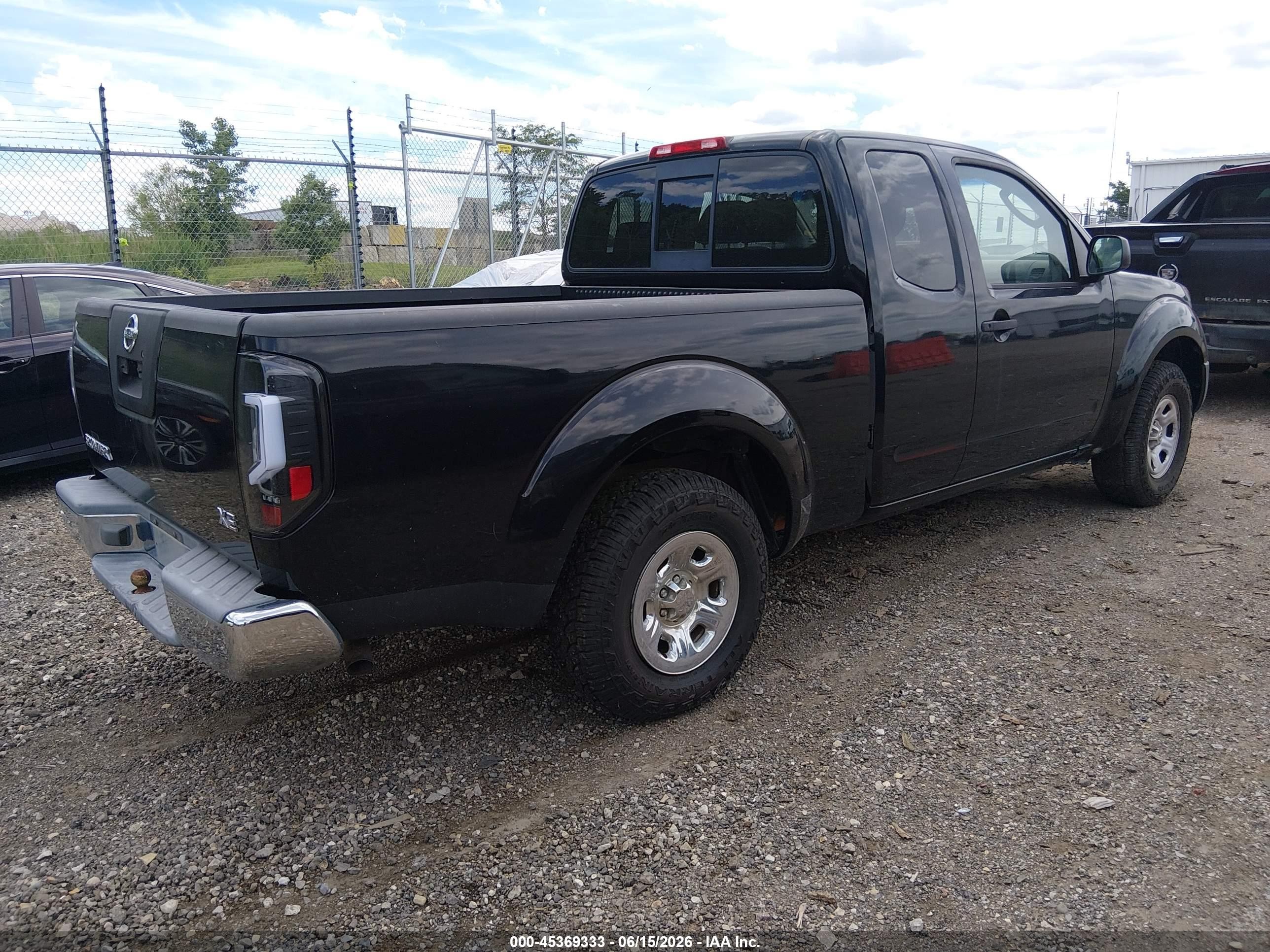 2005 Nissan Frontier 2wd Xe Black vin: 1N6BD06T05C459403