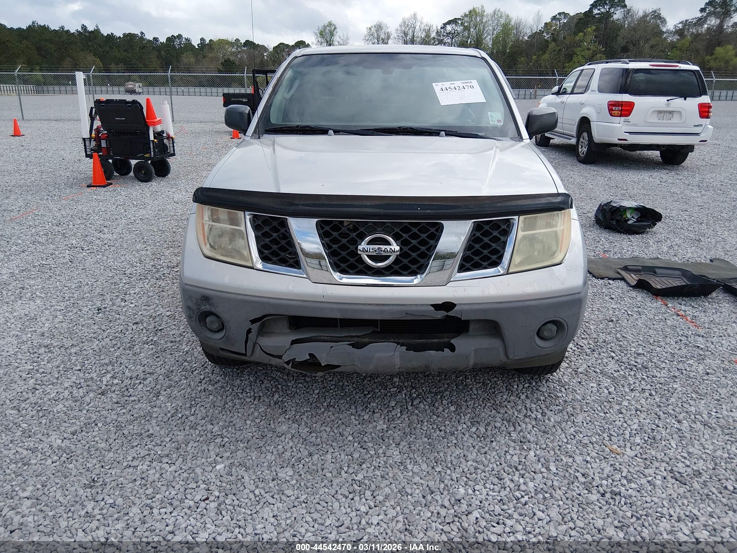 2006 Nissan Frontier Xe Silver vin: 1N6BD06T06C429979