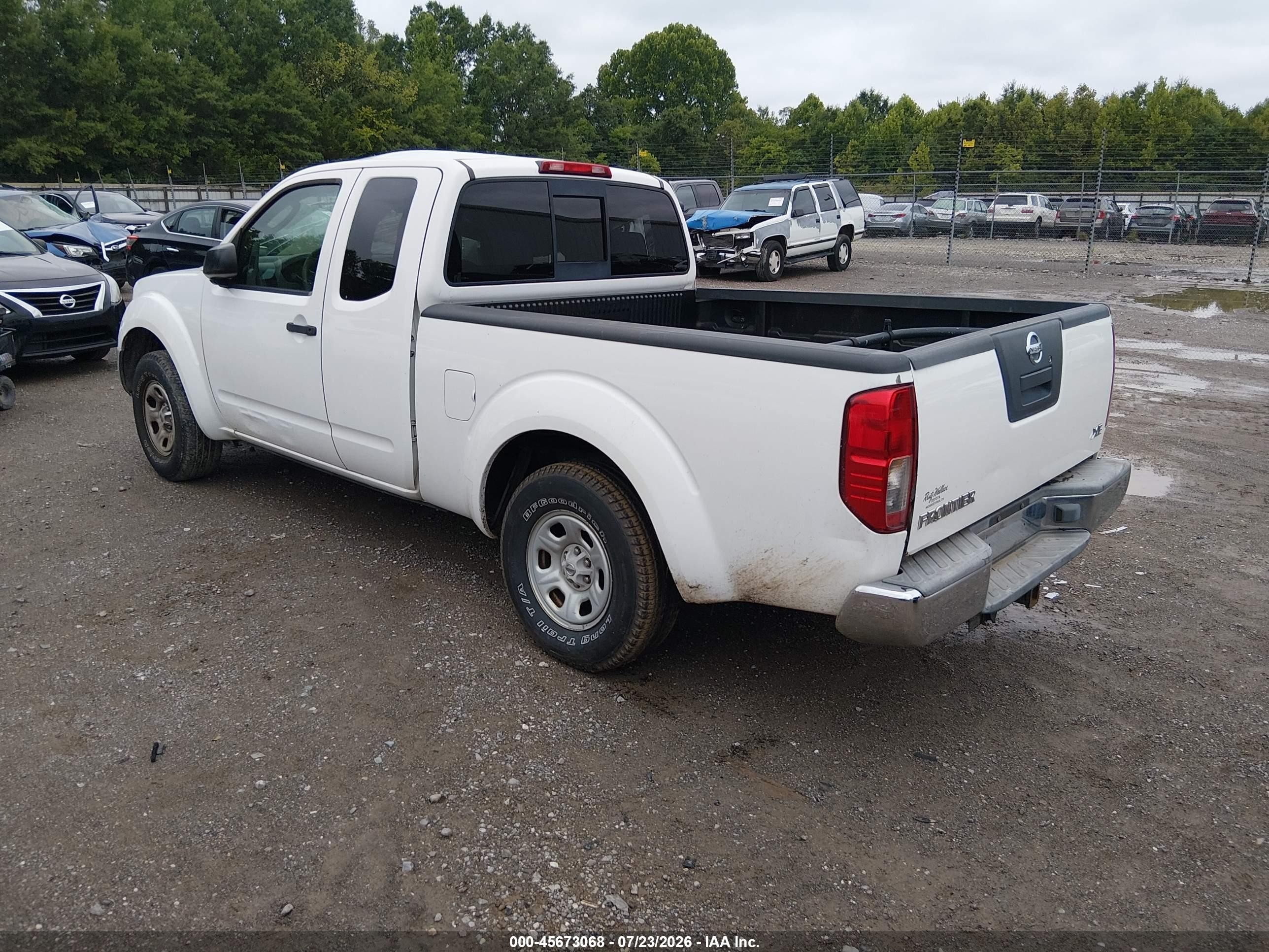 2006 Nissan Frontier Xe Белый vin: 1N6BD06T06C448726