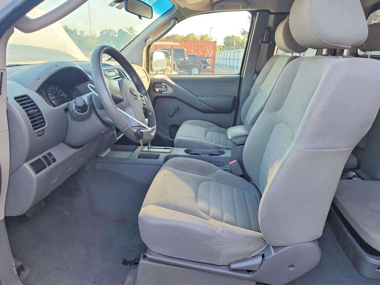 2007 Nissan Frontier Xe Silver vin: 1N6BD06T07C438053