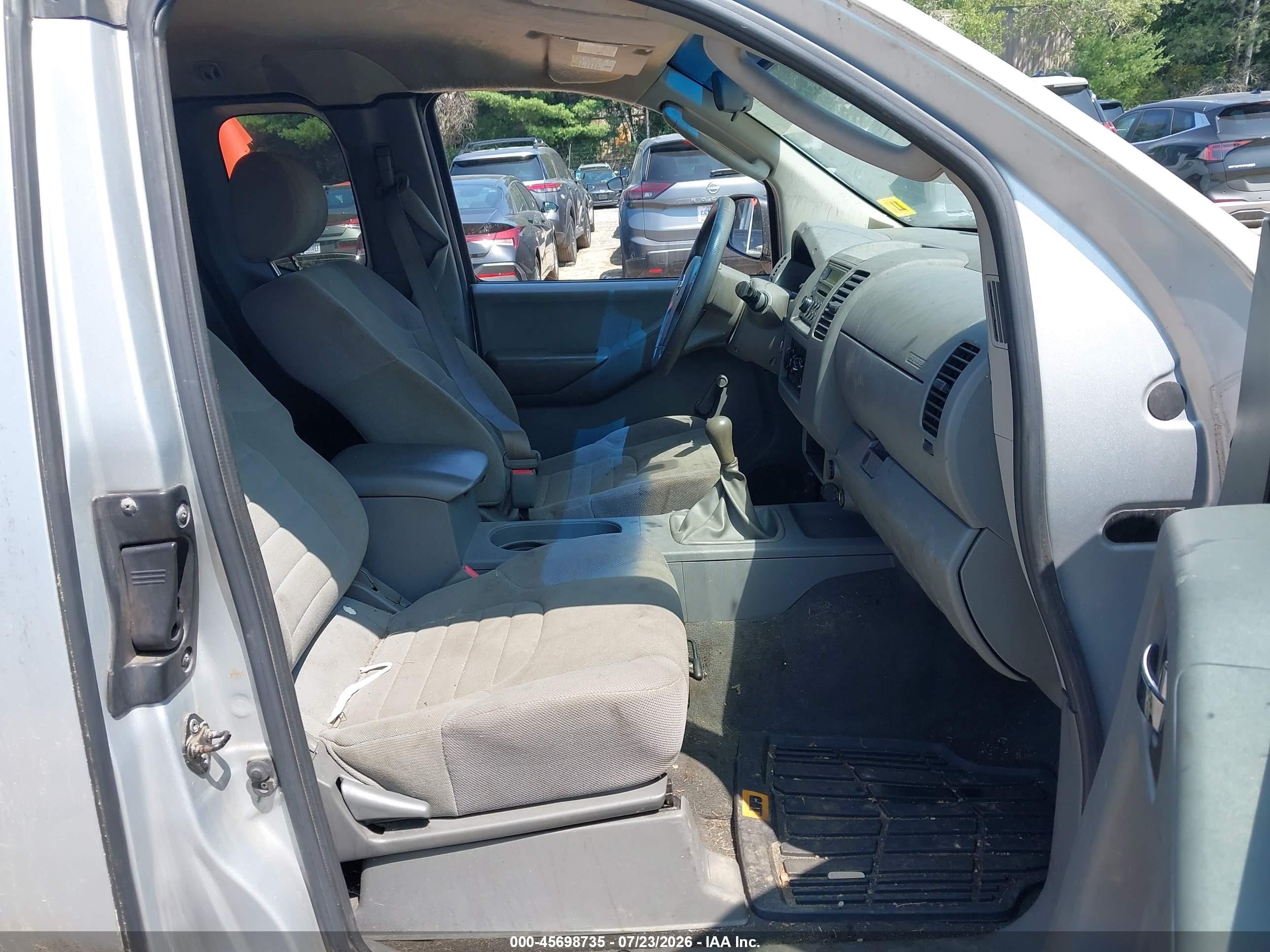 2007 Nissan Frontier Xe Серебряный vin: 1N6BD06T17C419544