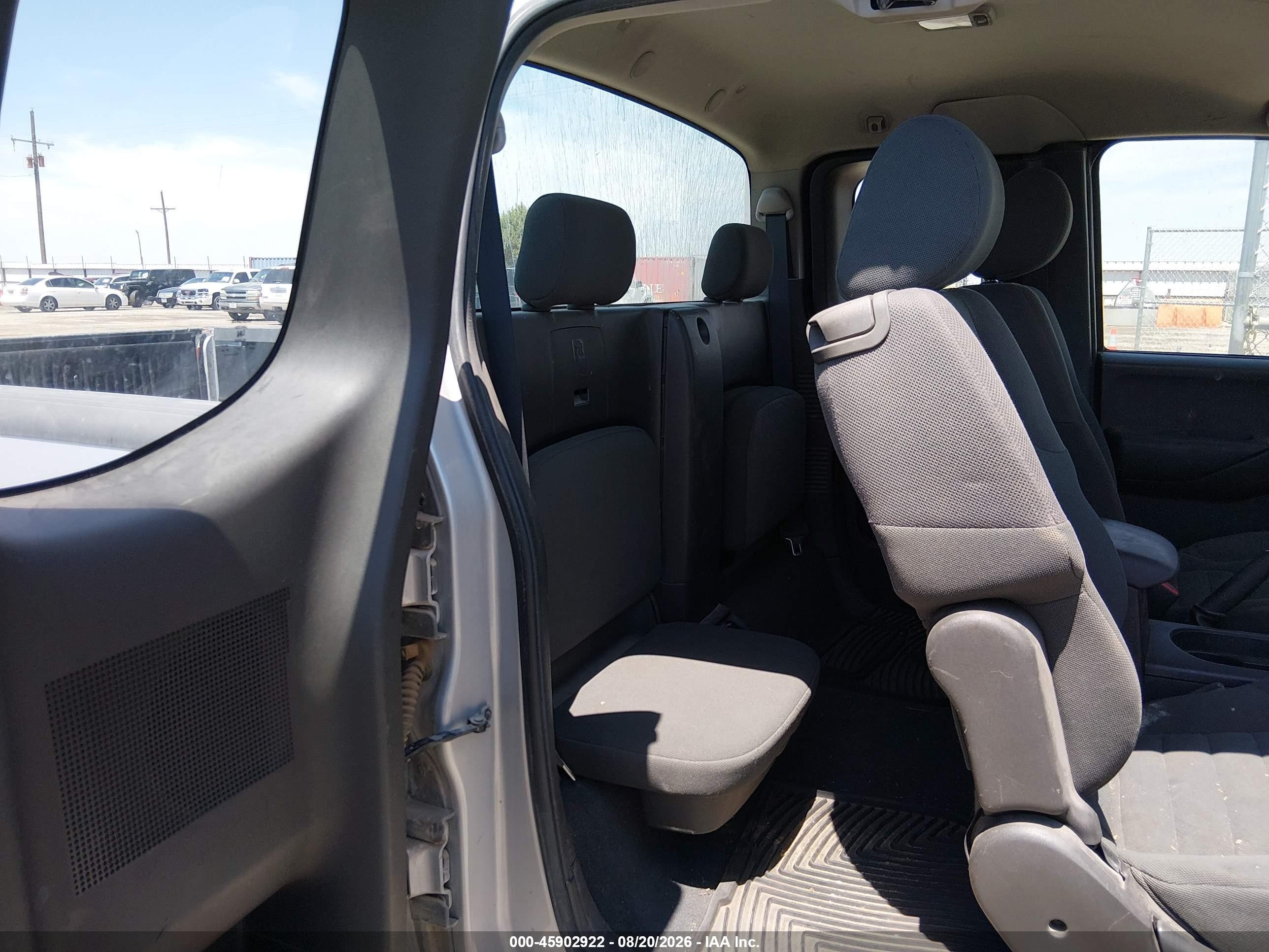 2008 Nissan Frontier Xe Silver vin: 1N6BD06T18C416323