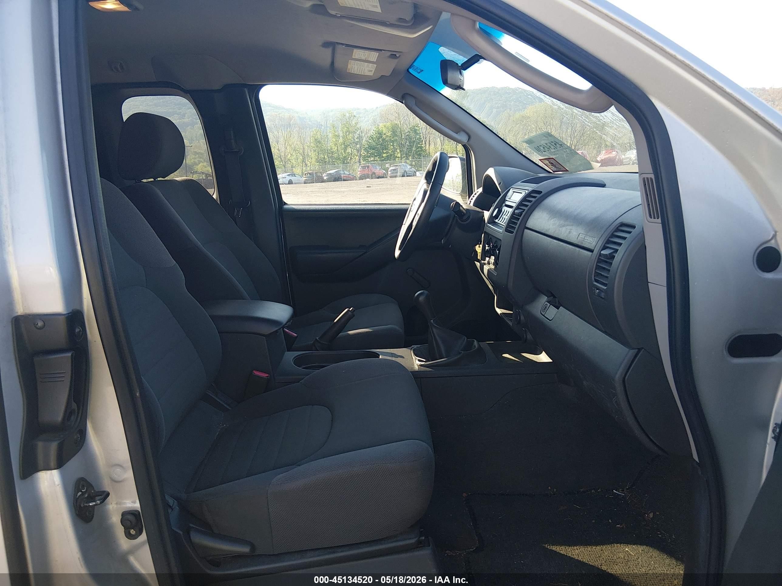 2006 Nissan Frontier Xe Silver vin: 1N6BD06T26C437100