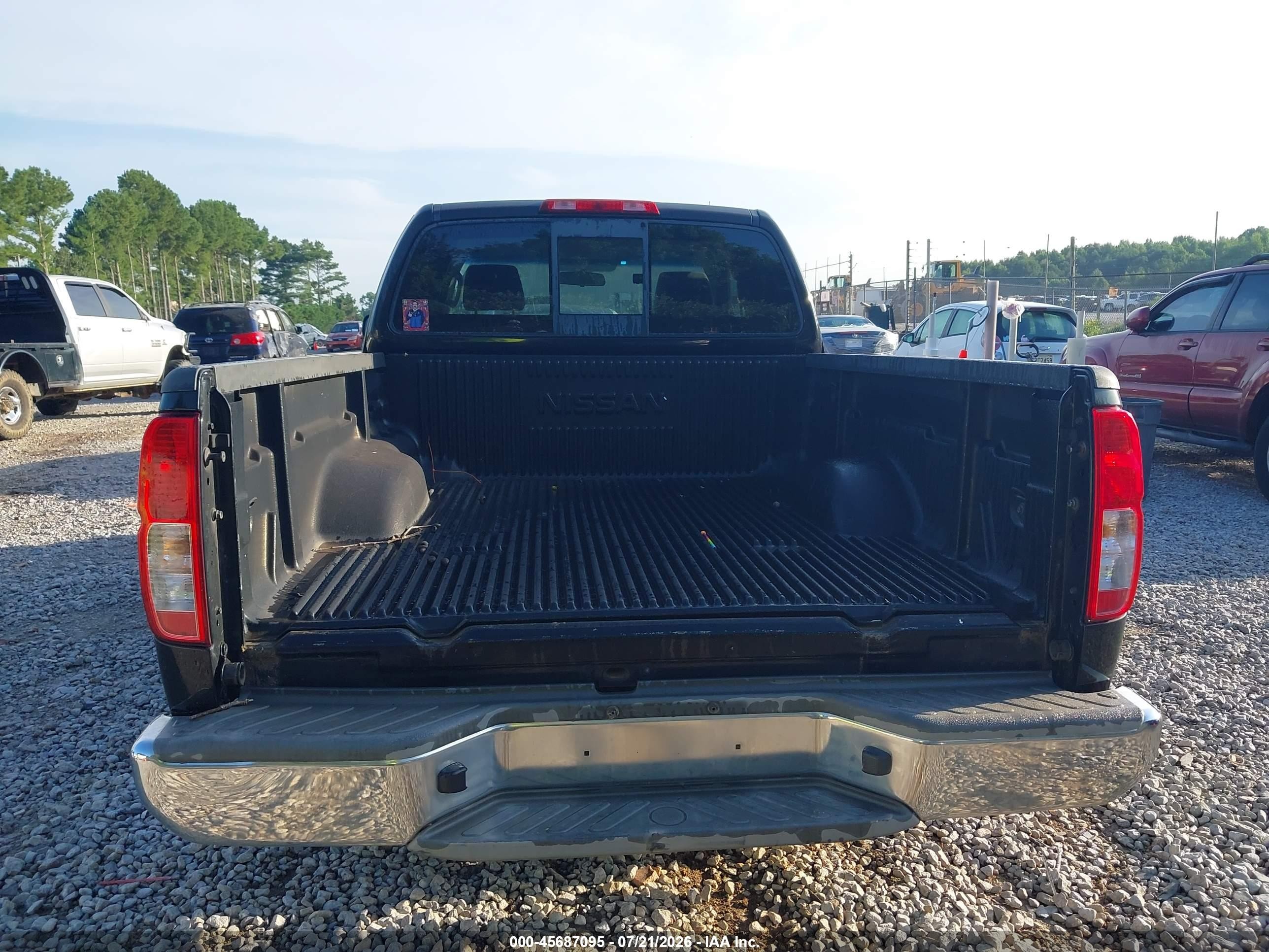 2007 Nissan Frontier Xe Black vin: 1N6BD06T27C437096