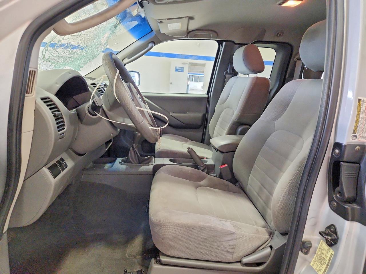 2007 Nissan Frontier King Cab Xe Silver vin: 1N6BD06T37C433946