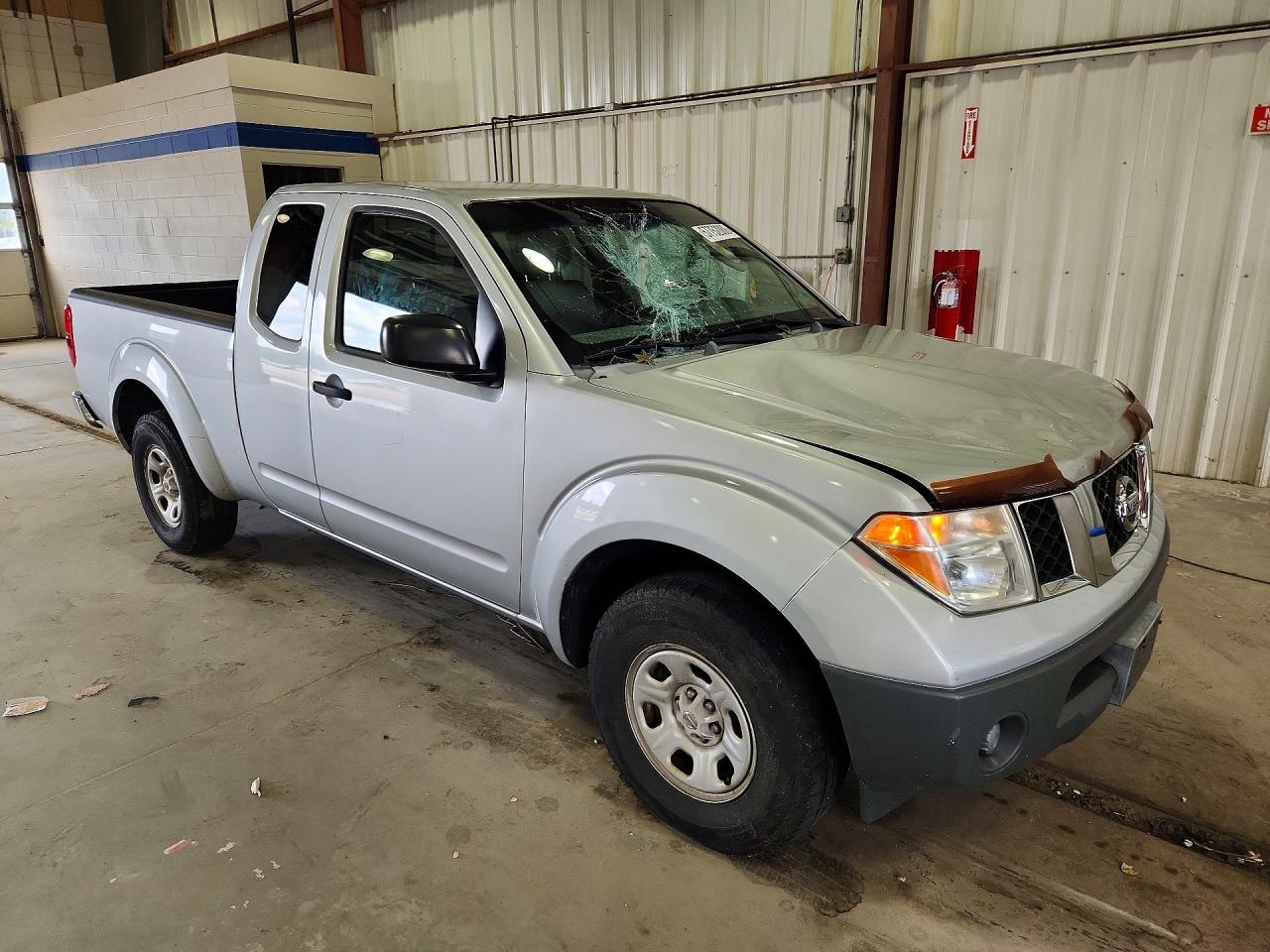 2007 Nissan Frontier King Cab Xe Silver vin: 1N6BD06T37C433946