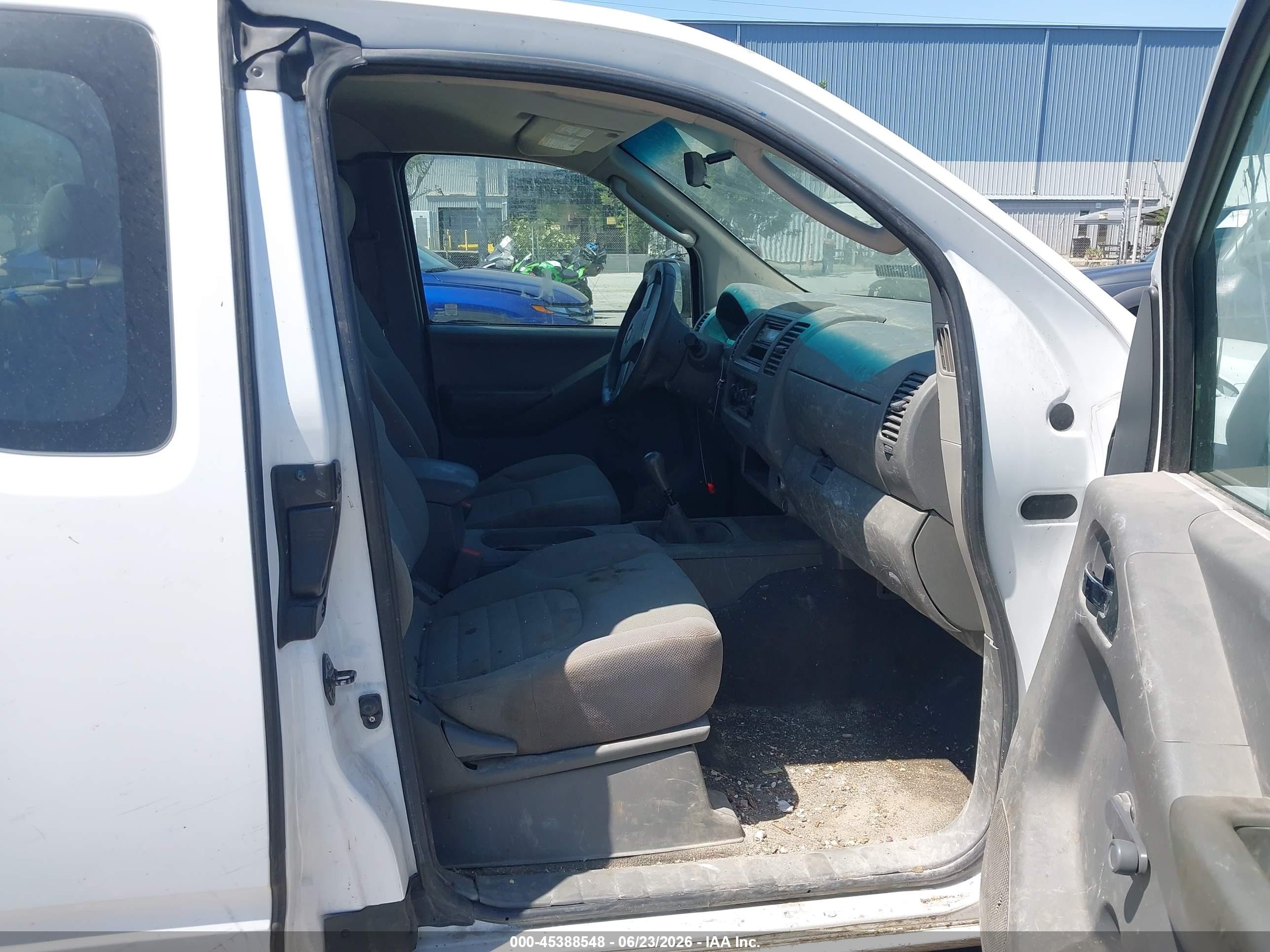 2008 Nissan Frontier Xe White vin: 1N6BD06T38C416677
