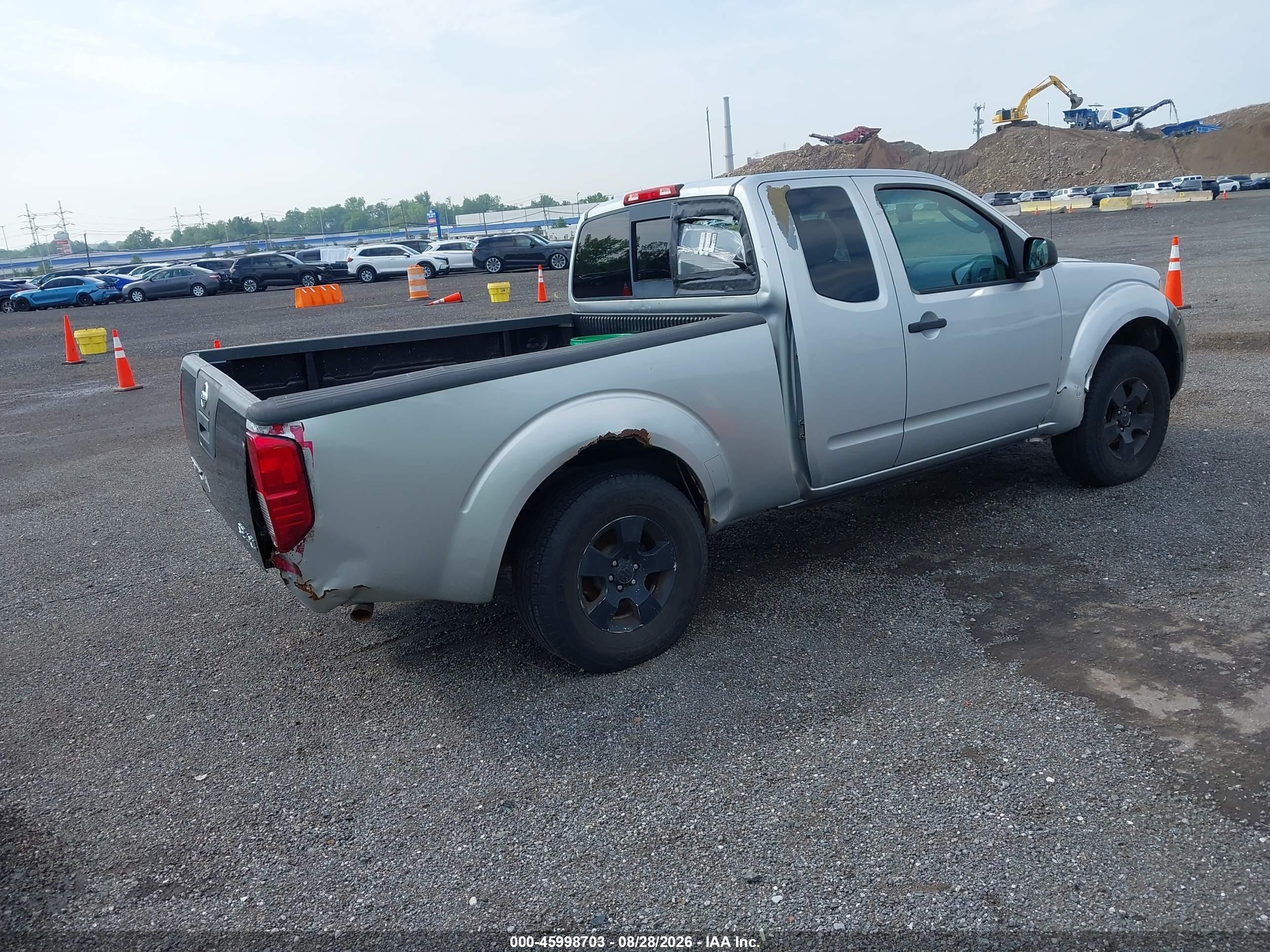 2007 Nissan Frontier Xe Silver vin: 1N6BD06T47C452327