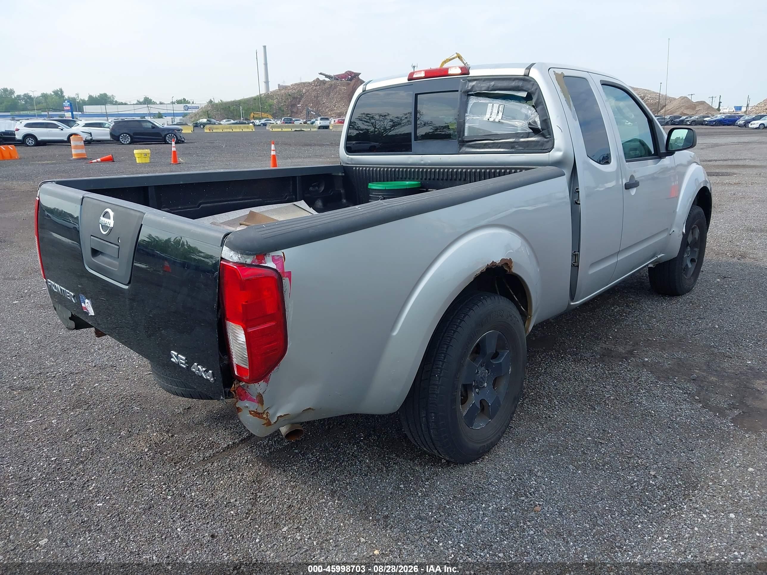 2007 Nissan Frontier Xe Silver vin: 1N6BD06T47C452327