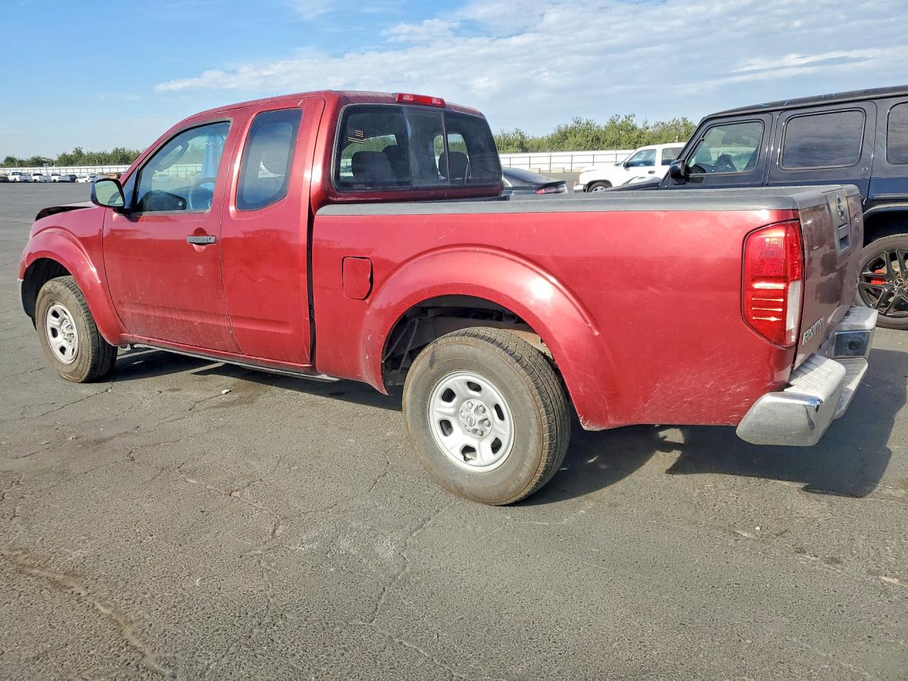 2008 Nissan Frontier Xe Red vin: 1N6BD06T48C412511