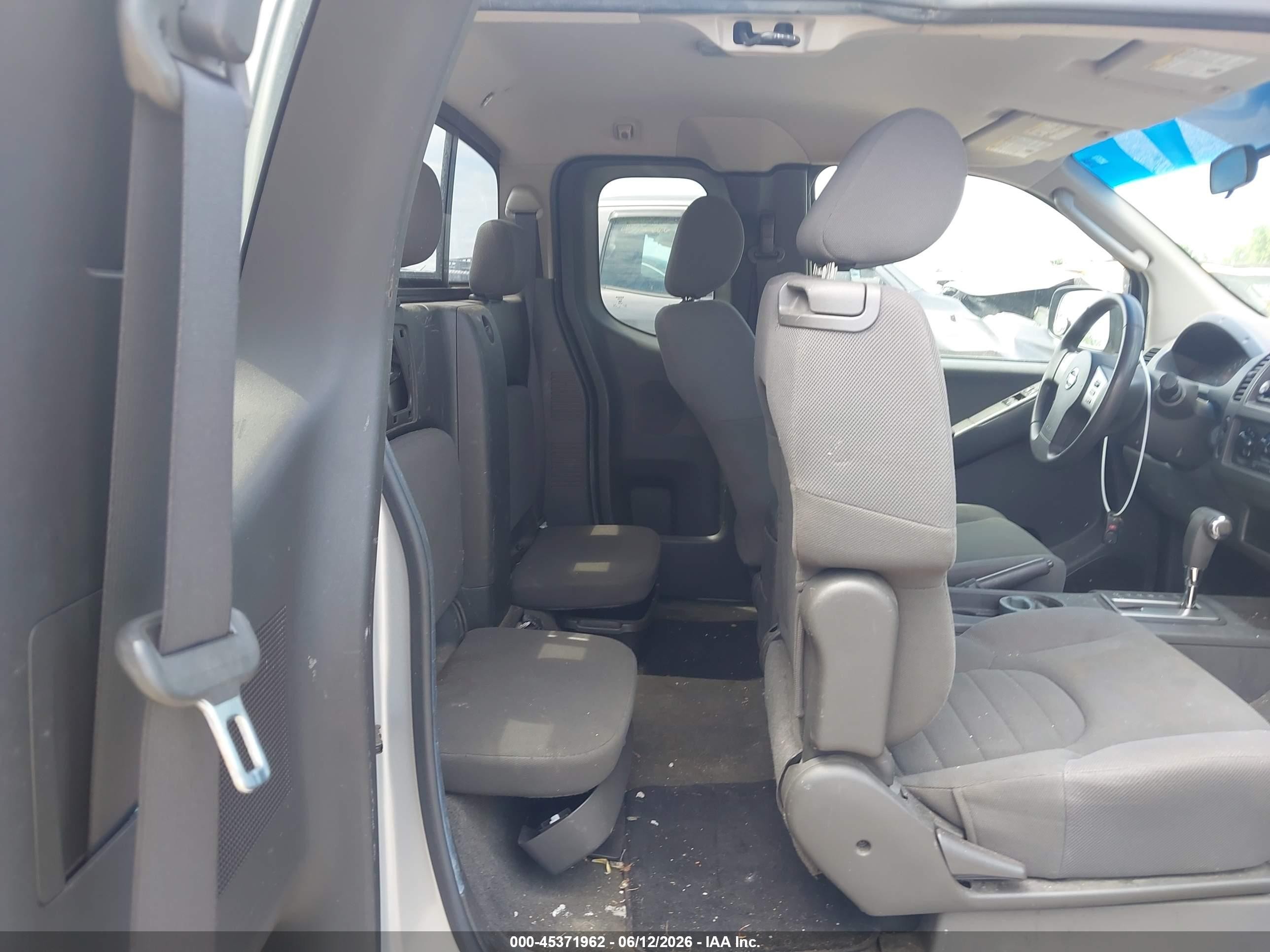 2006 Nissan Frontier Xe Silver vin: 1N6BD06T66C413396