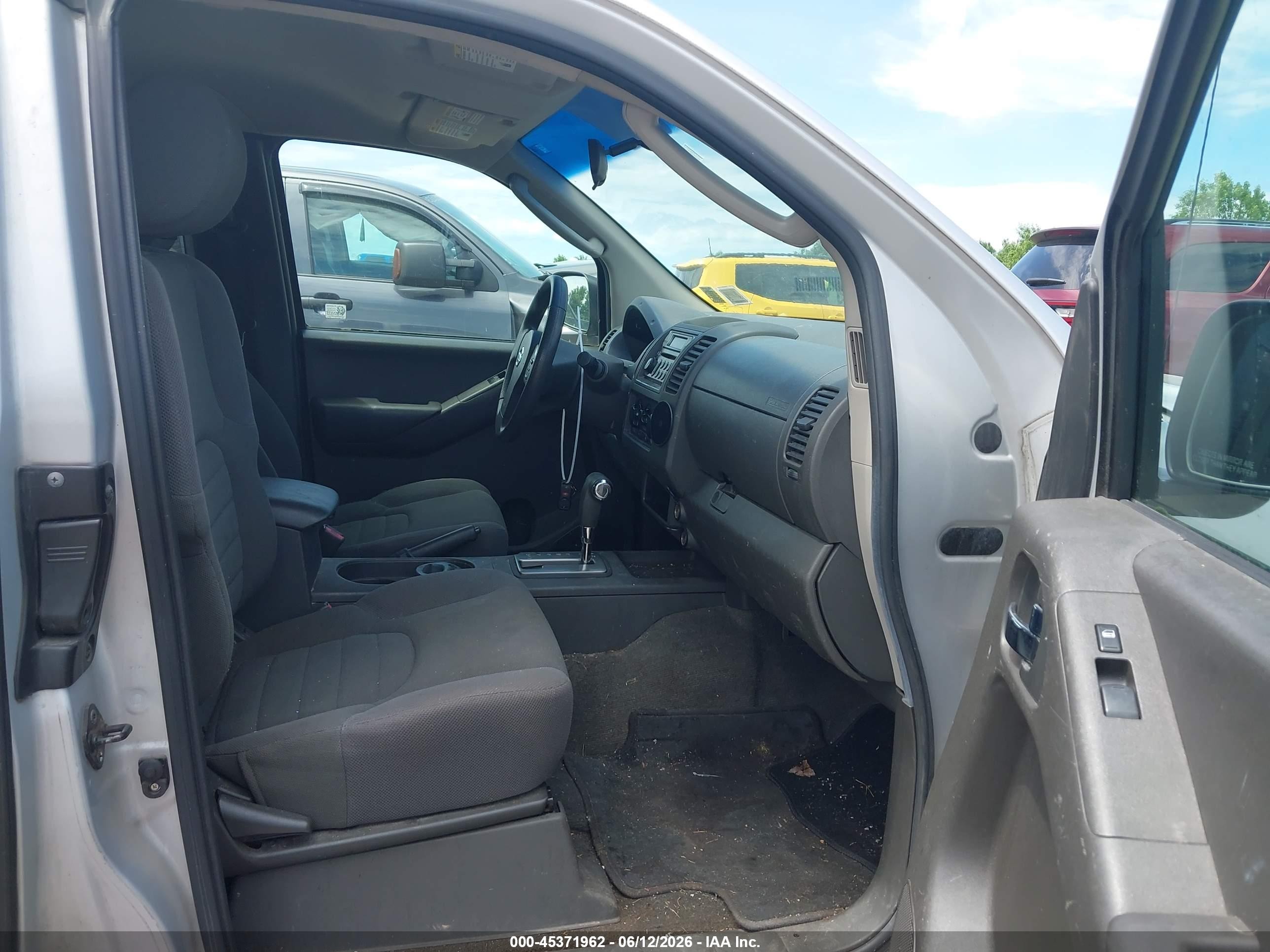 2006 Nissan Frontier Xe Silver vin: 1N6BD06T66C413396