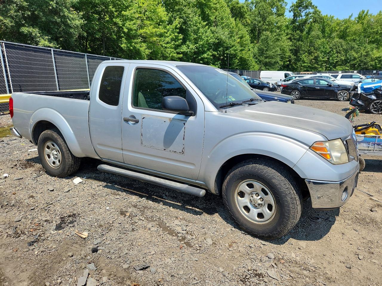 2009 Nissan Frontier Xe Серебряный vin: 1N6BD06T69C405495