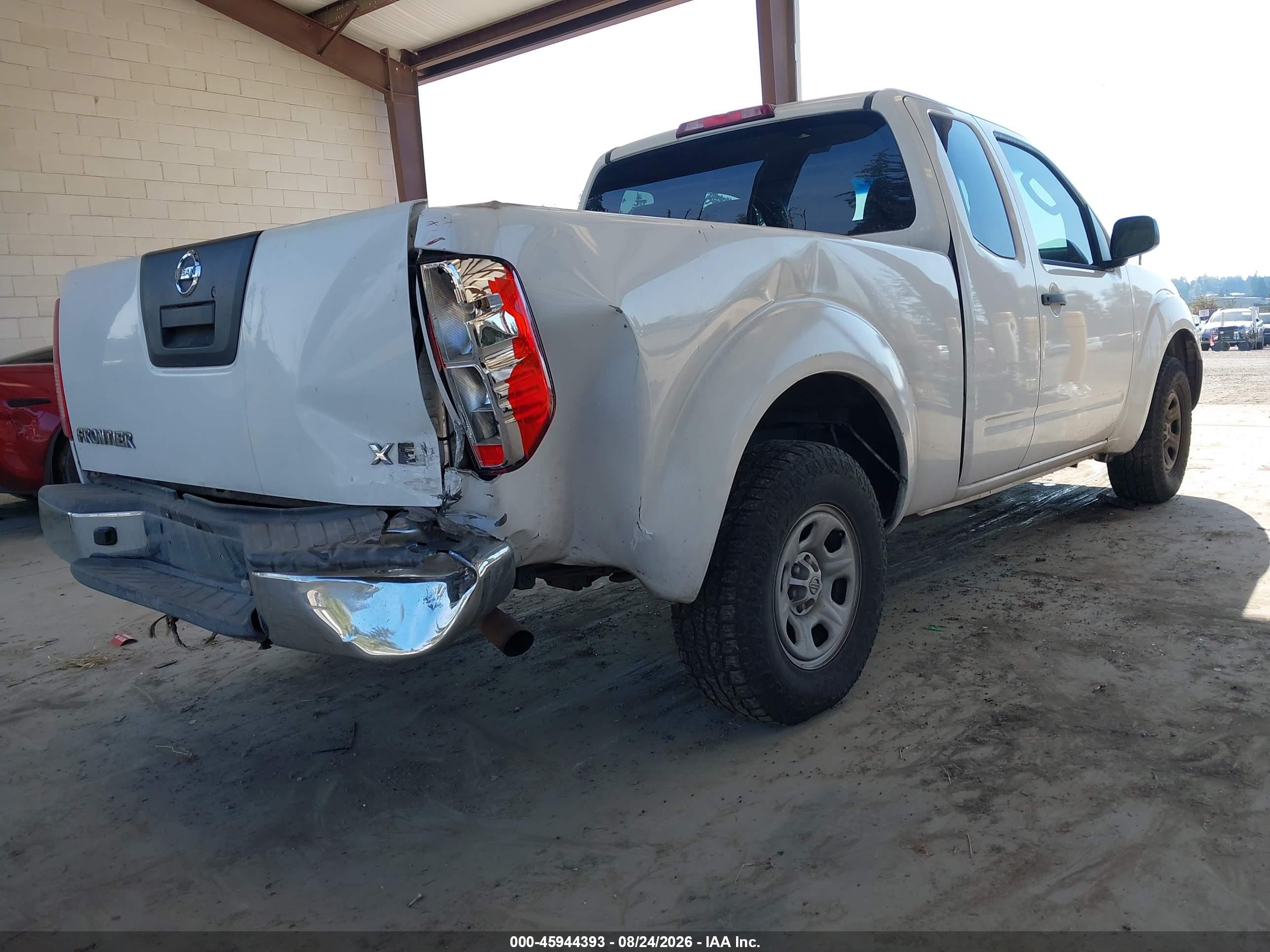 2009 Nissan Frontier Xe White vin: 1N6BD06T69C416397