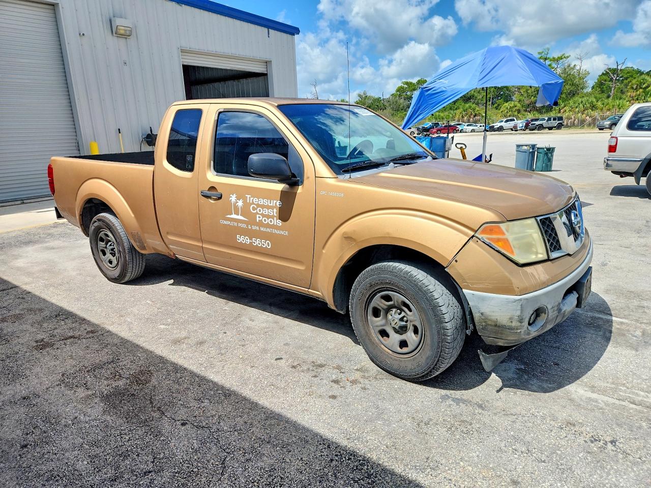 2005 Nissan Frontier Xe Gold vin: 1N6BD06T75C443568