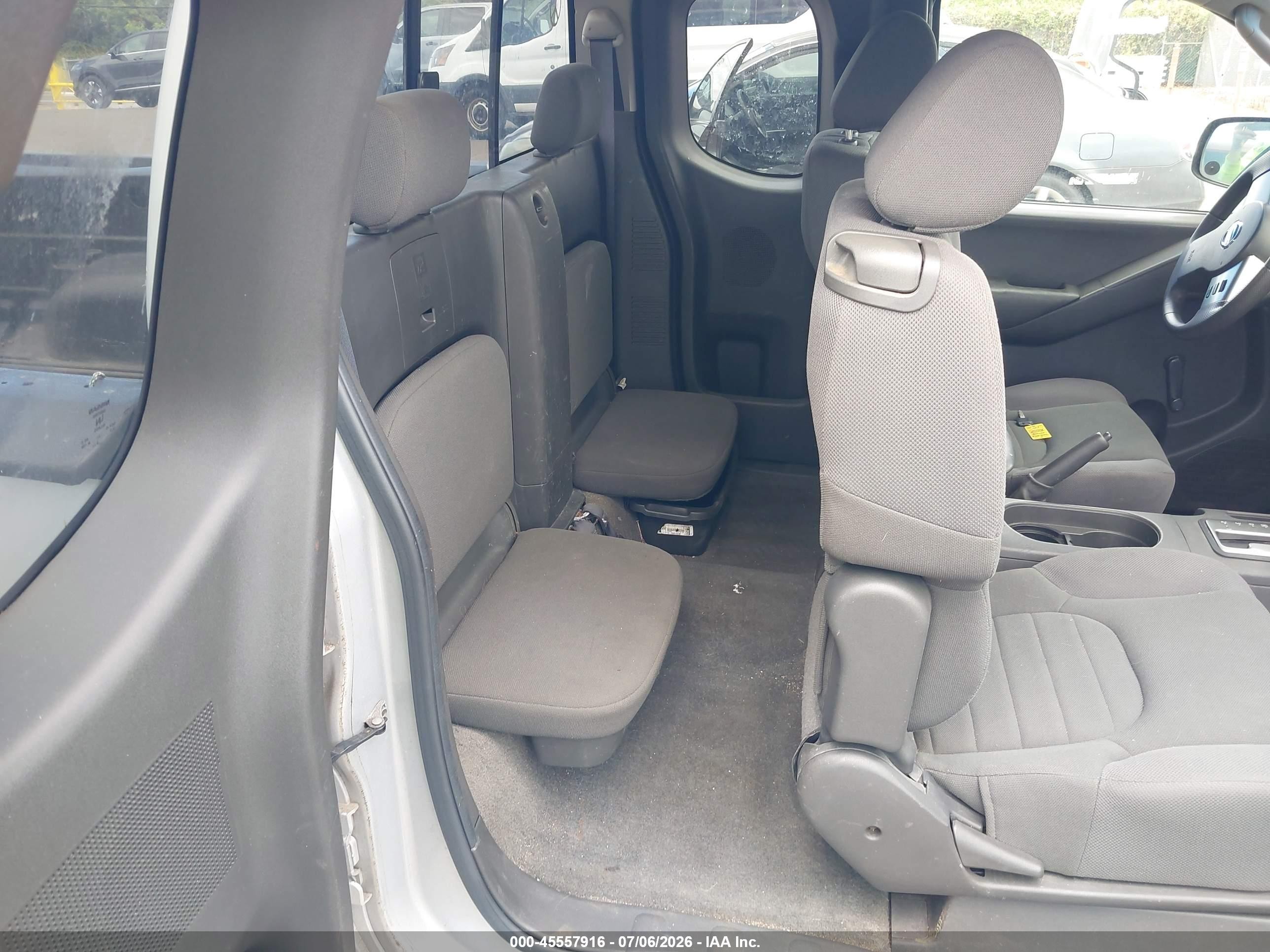 2006 Nissan Frontier Xe Silver vin: 1N6BD06T76C430854