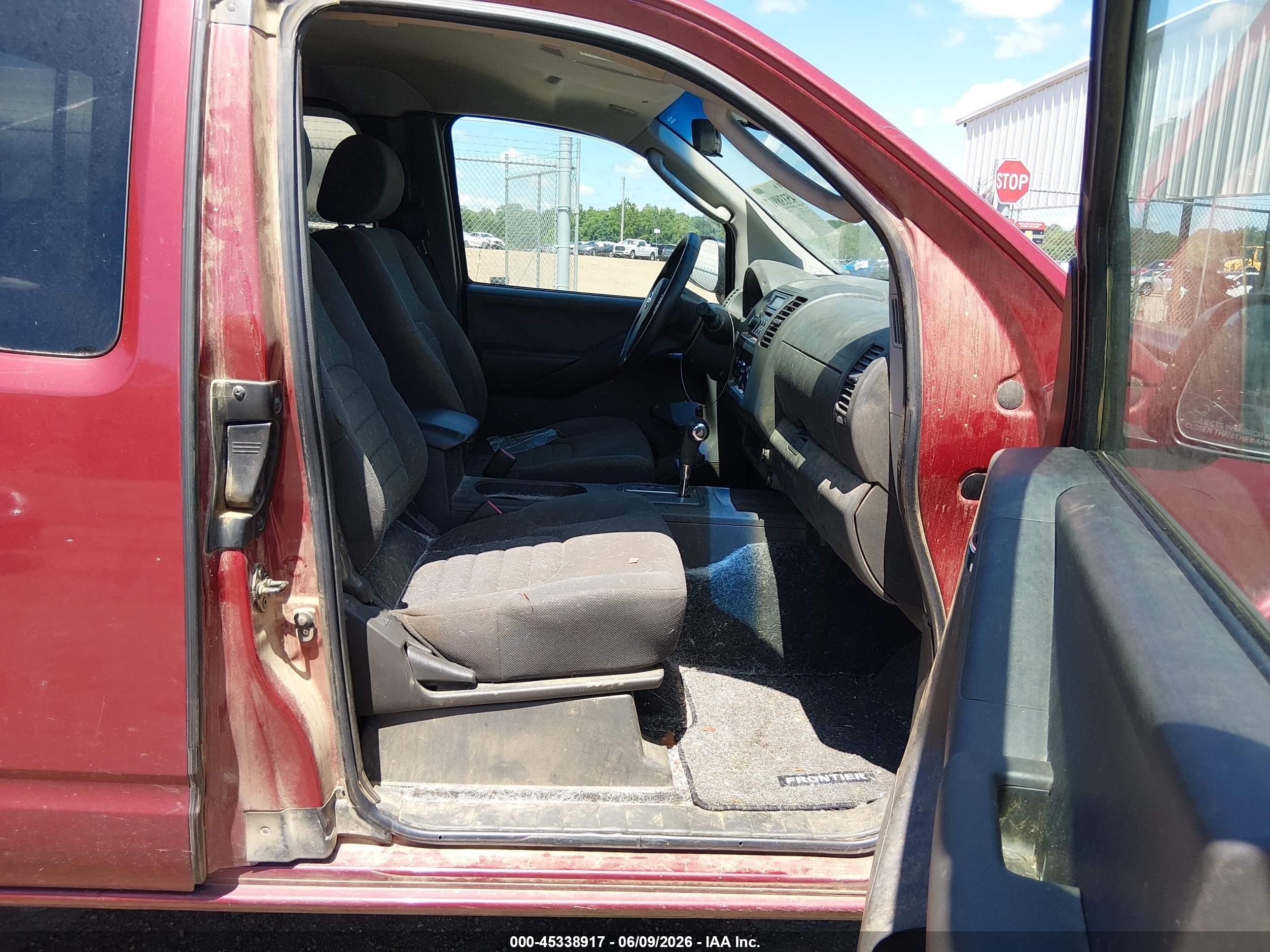 2007 Nissan Frontier Xe Red vin: 1N6BD06T77C409858