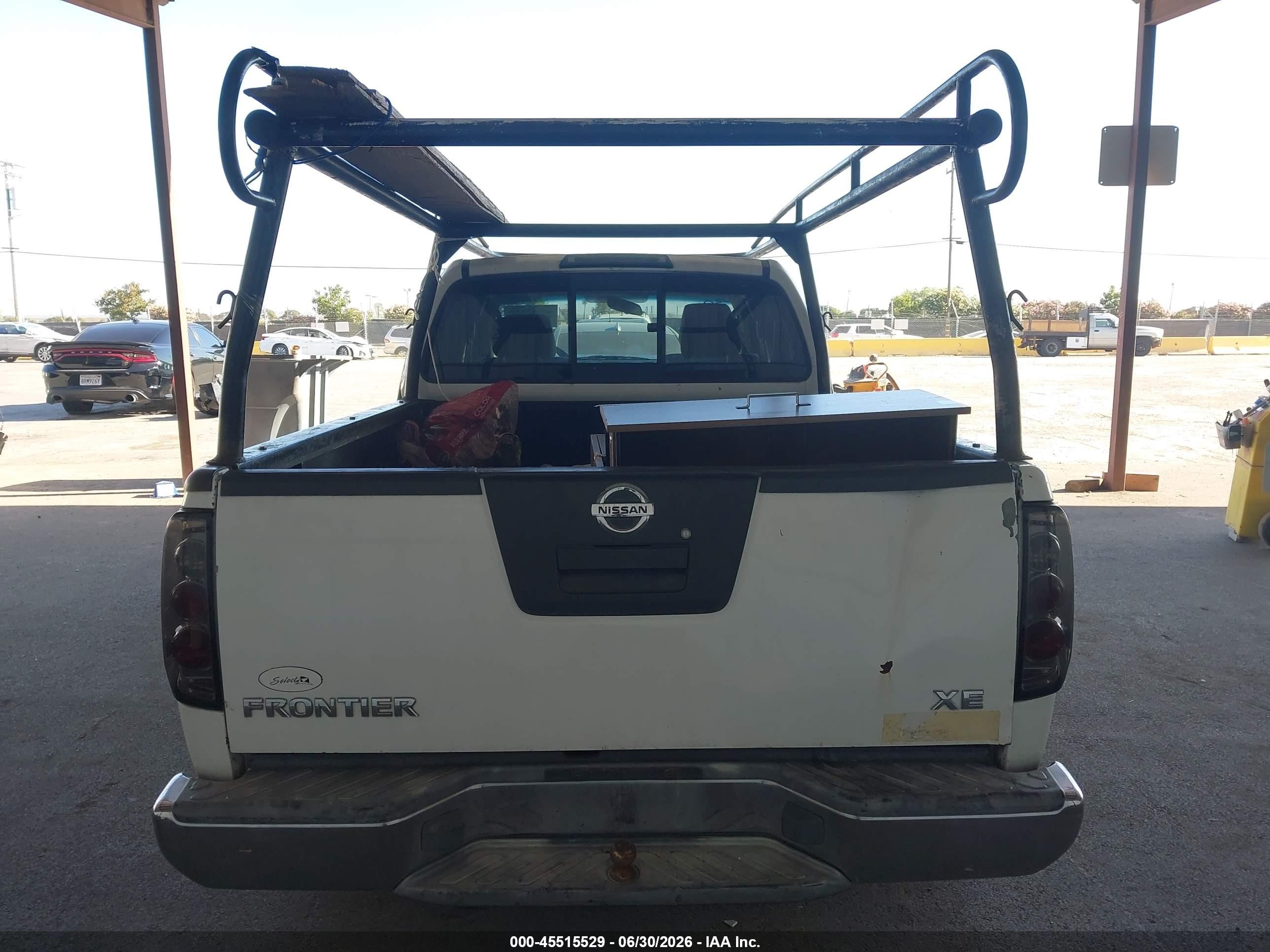 2005 Nissan Frontier 2wd Xe White vin: 1N6BD06T85C447550