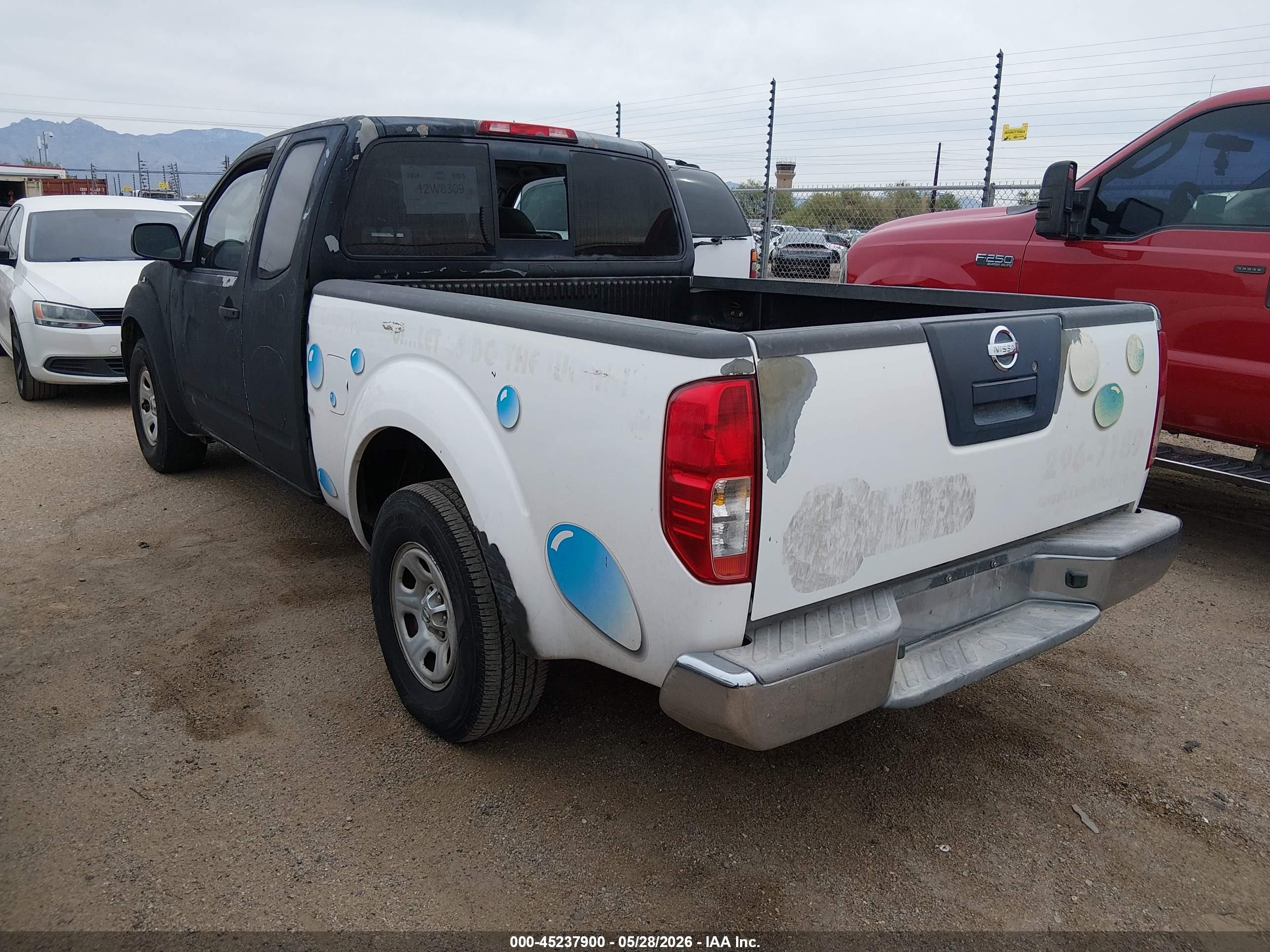 2006 Nissan Frontier Xe White vin: 1N6BD06T86C468447