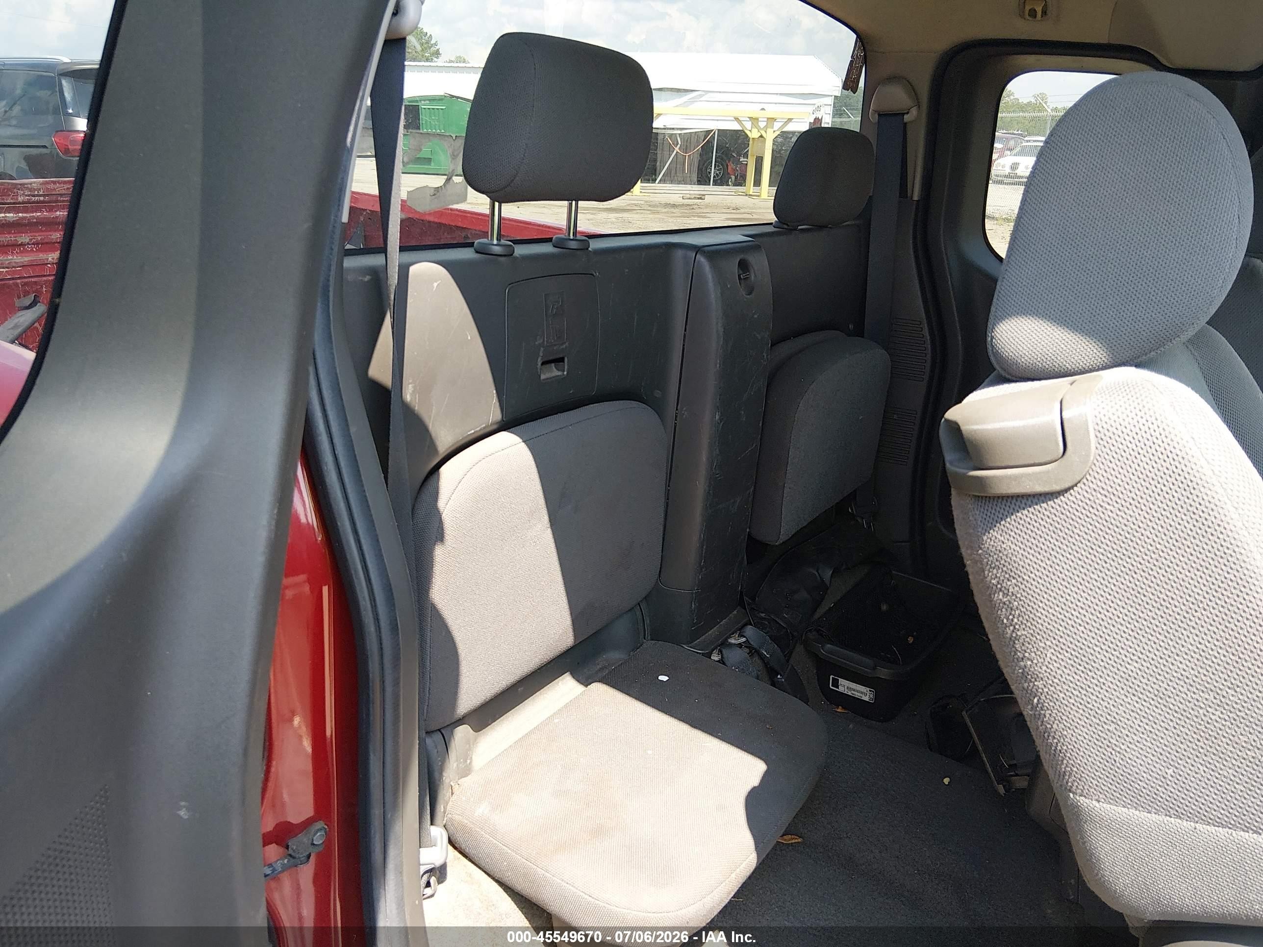 2009 Nissan Frontier Xe Red vin: 1N6BD06T89C412898
