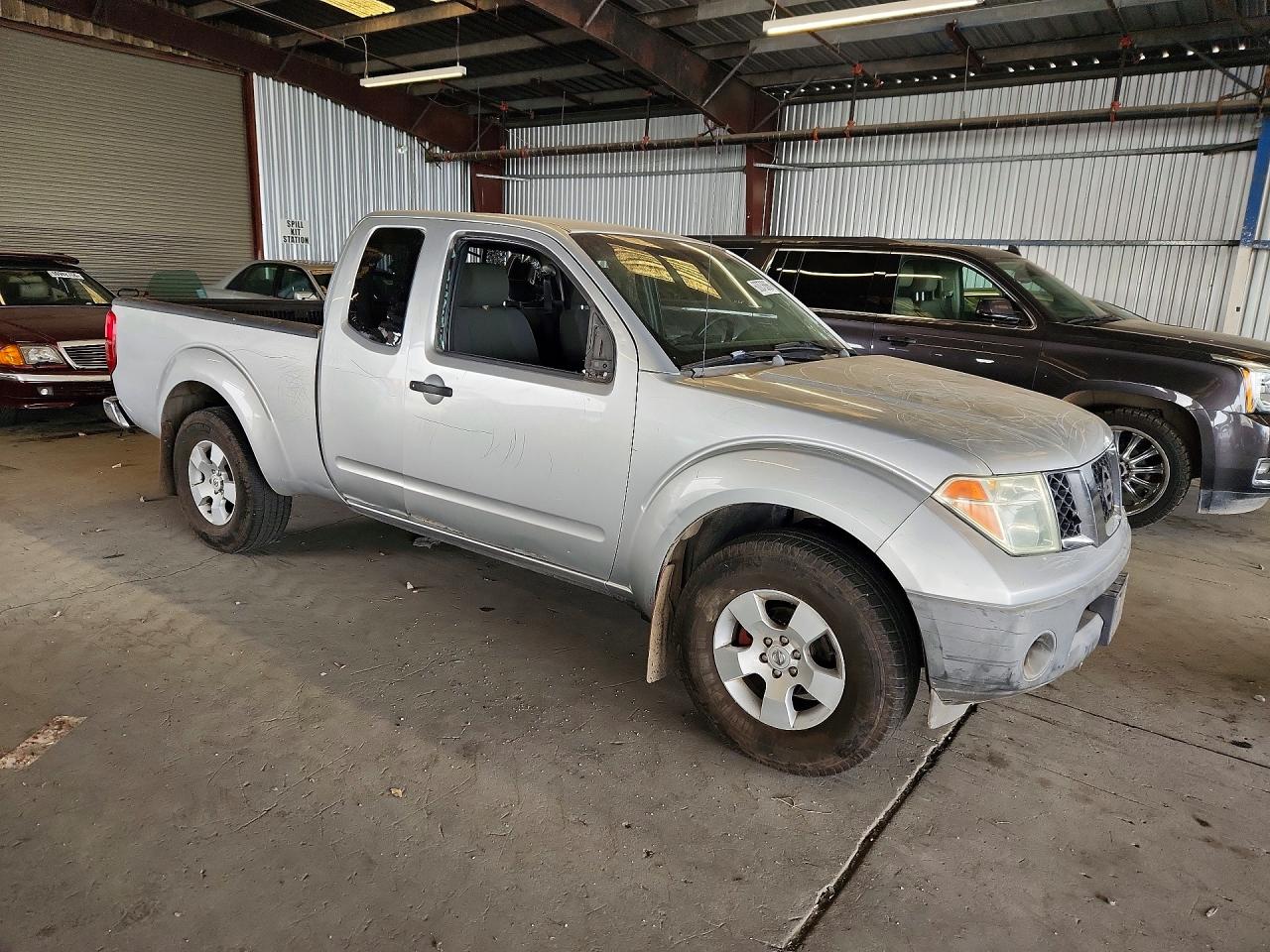 2005 Nissan Frontier King Cab Xe Silver vin: 1N6BD06T95C437156