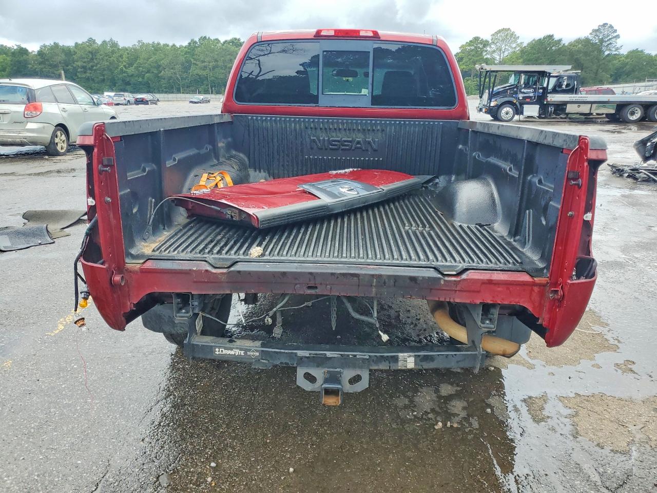 2008 Nissan Frontier Xe Red vin: 1N6BD06T98C417445
