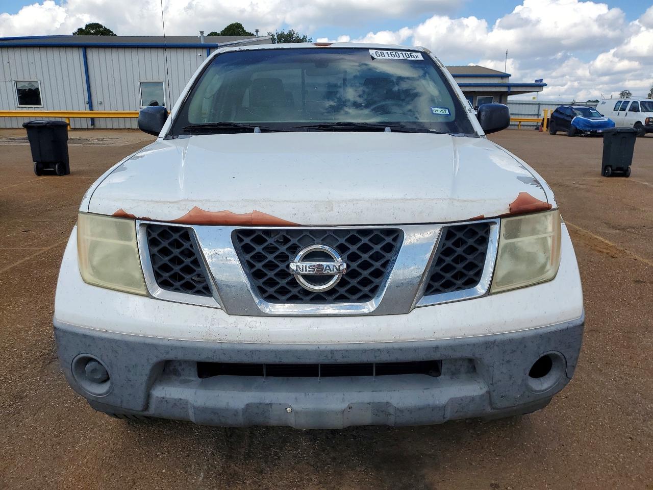 2006 Nissan Frontier Xe White vin: 1N6BD06TX6C401820