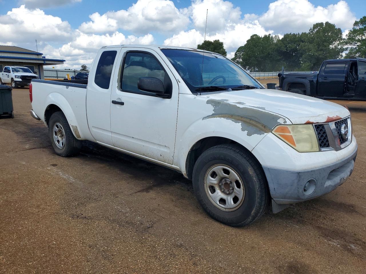 2006 Nissan Frontier Xe White vin: 1N6BD06TX6C401820