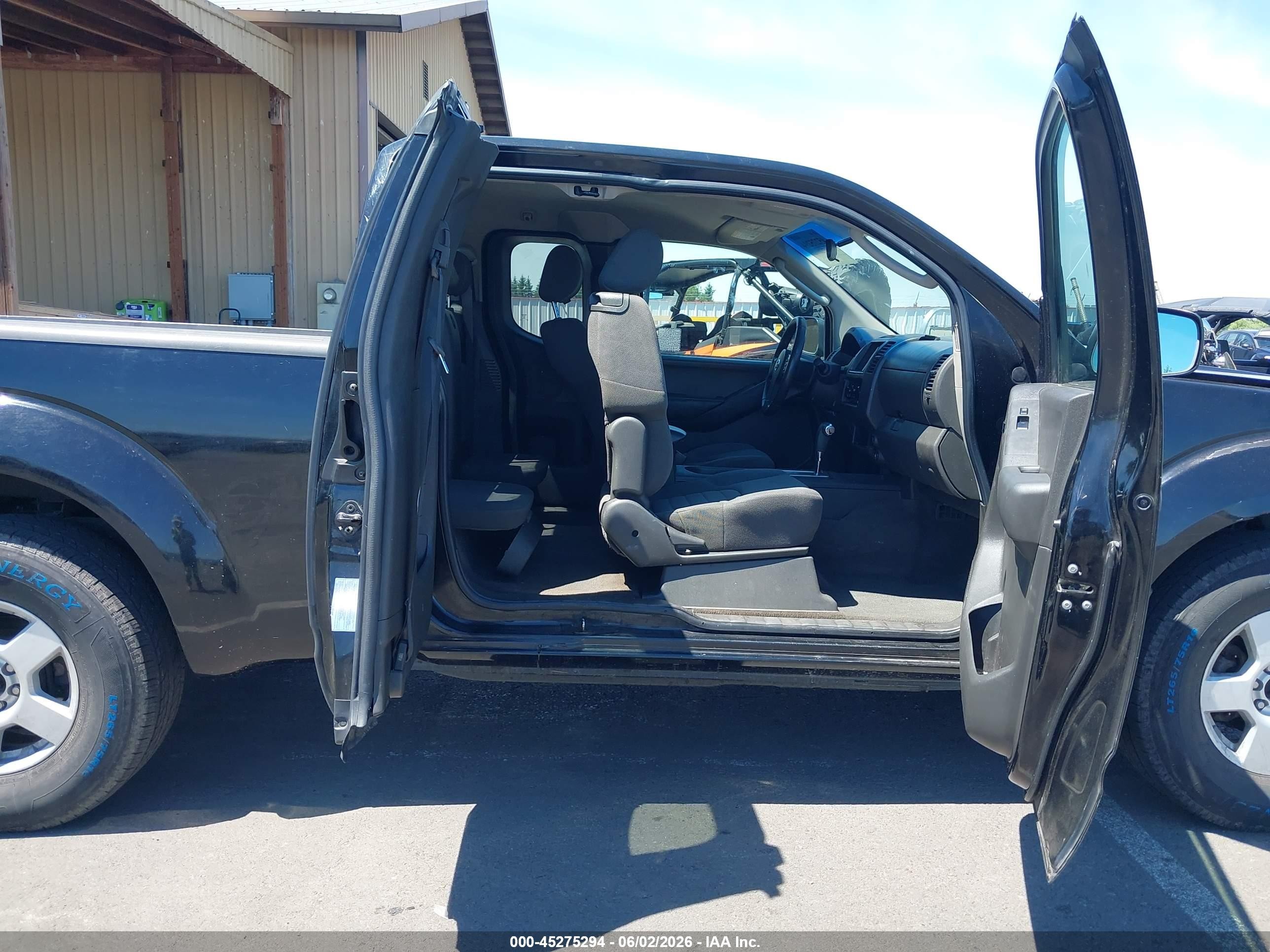 2006 Nissan Frontier Xe Black vin: 1N6BD06TX6C425910