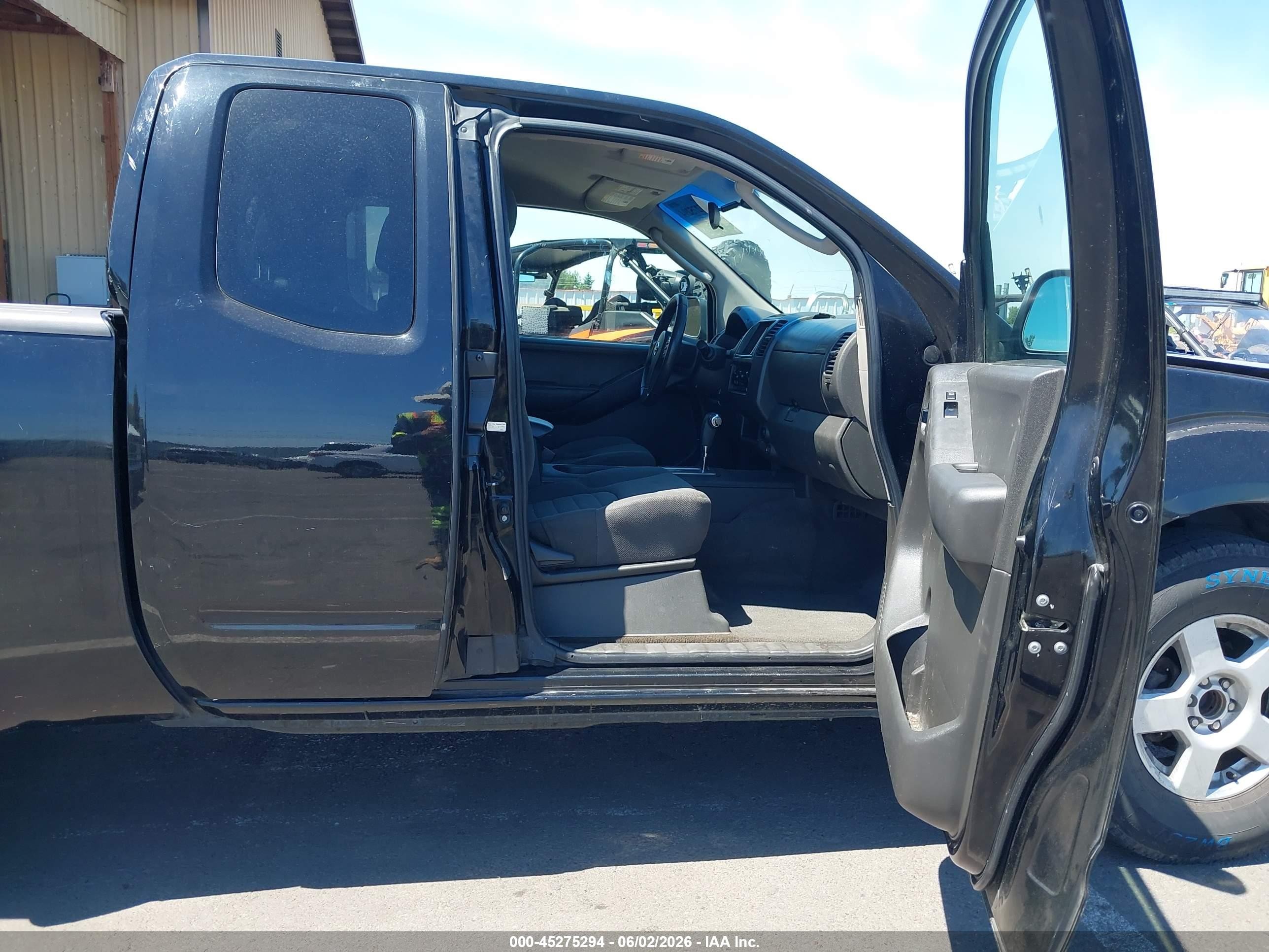 2006 Nissan Frontier Xe Black vin: 1N6BD06TX6C425910